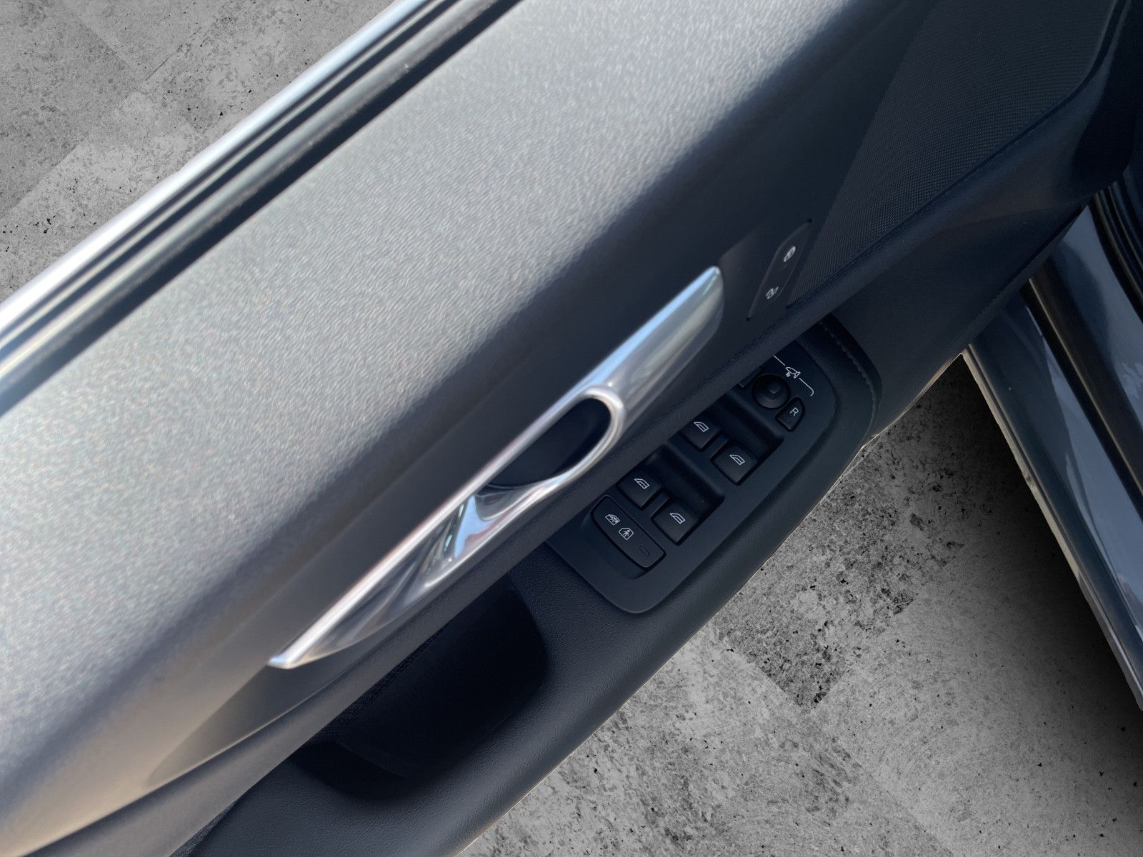 Volvo S60 Lim. Plus Dark LED*CAM*Navi*Shzg