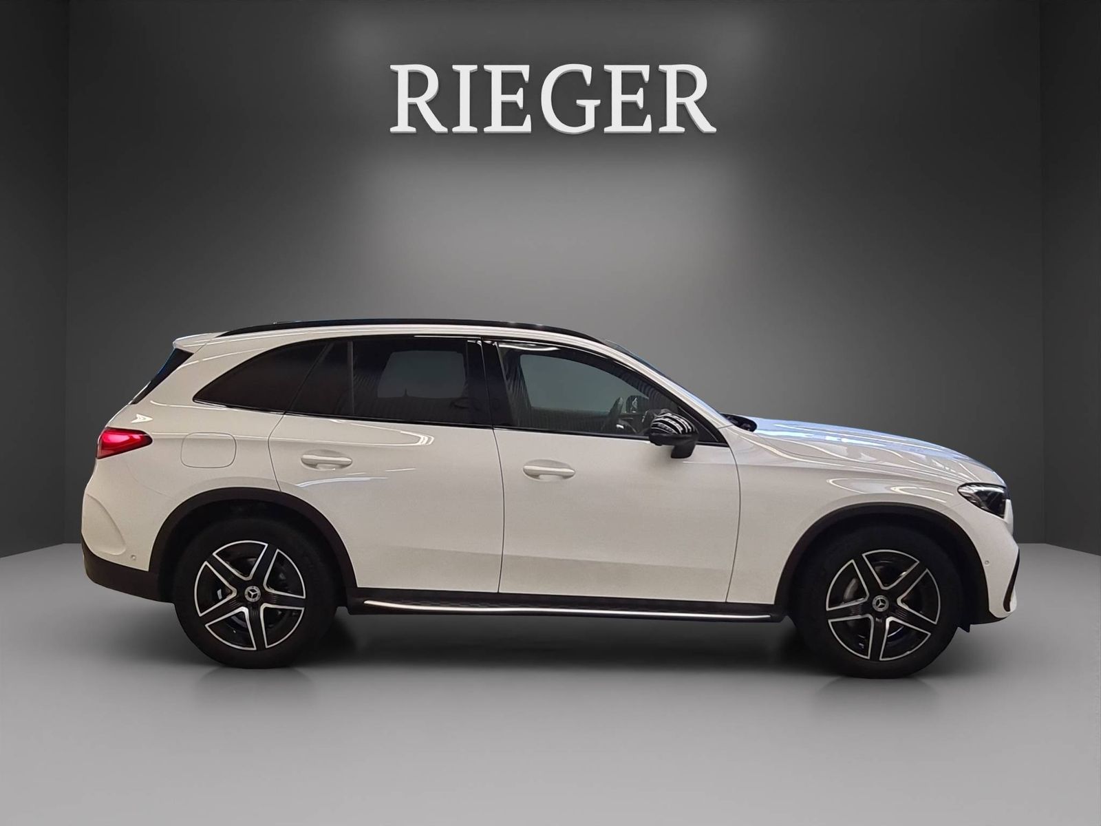 Mercedes-Benz GLC 220 d 4M AMG*Pano*NIGHT*MEMORY*AHK*Burmester