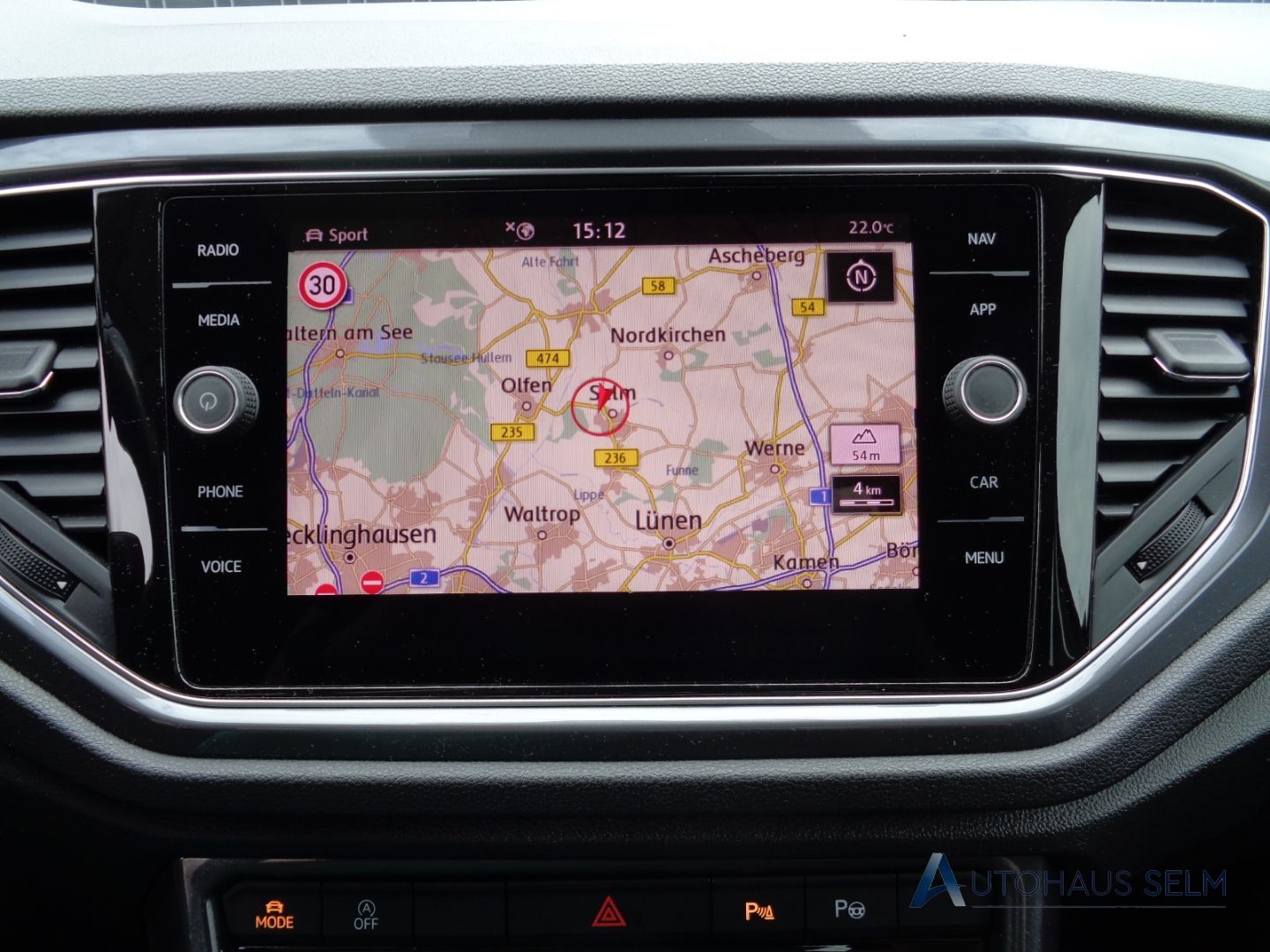 Volkswagen T-Roc 1.6 TDI IQ.DRIVE - Samsaru's Car Outlet