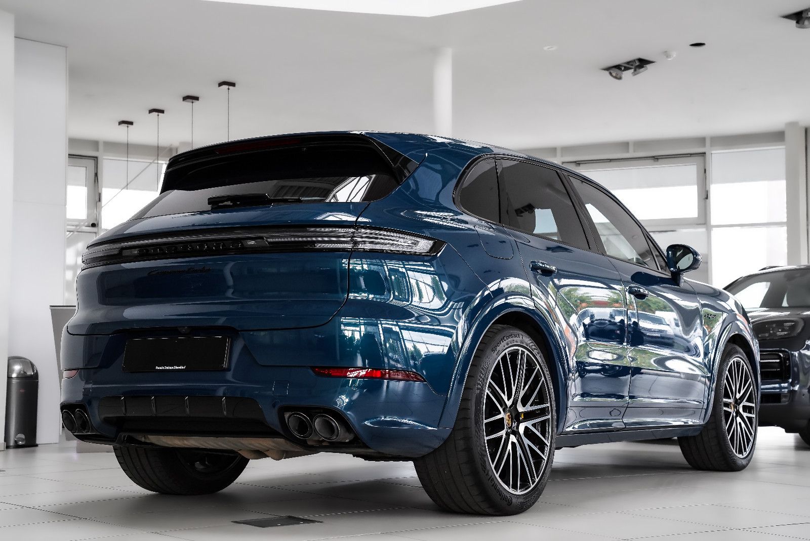 Porsche Cayenne Turbo E-Hybrid SportDesign PCCB PDCC