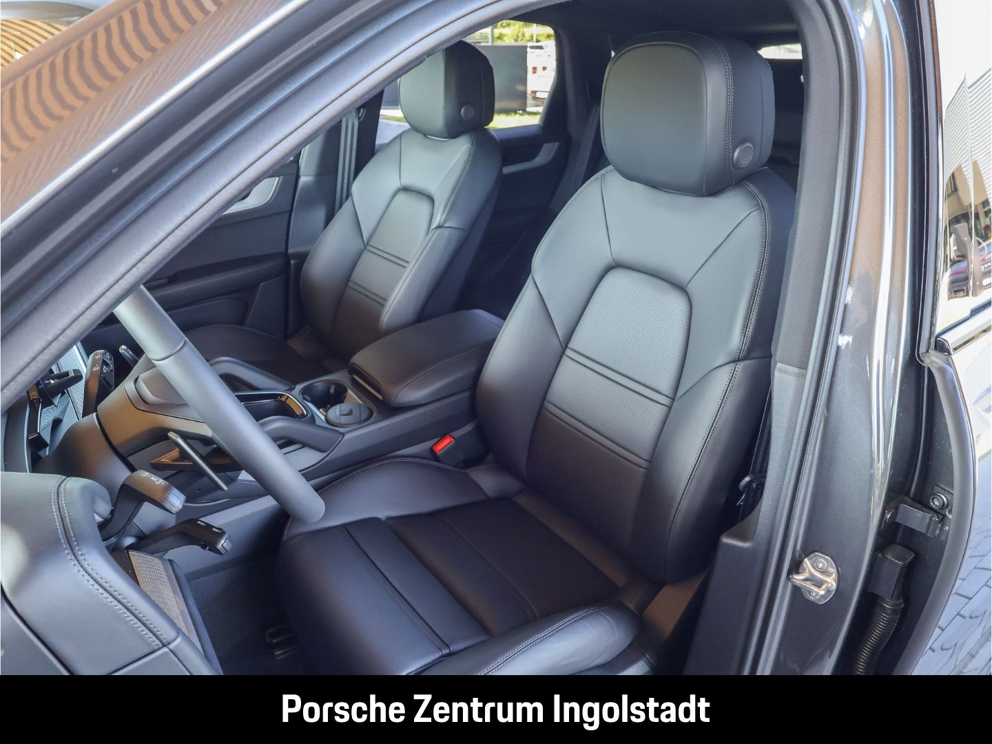 Porsche Cayenne E-Hybrid, Panorama, el. AHK, Luftfederun