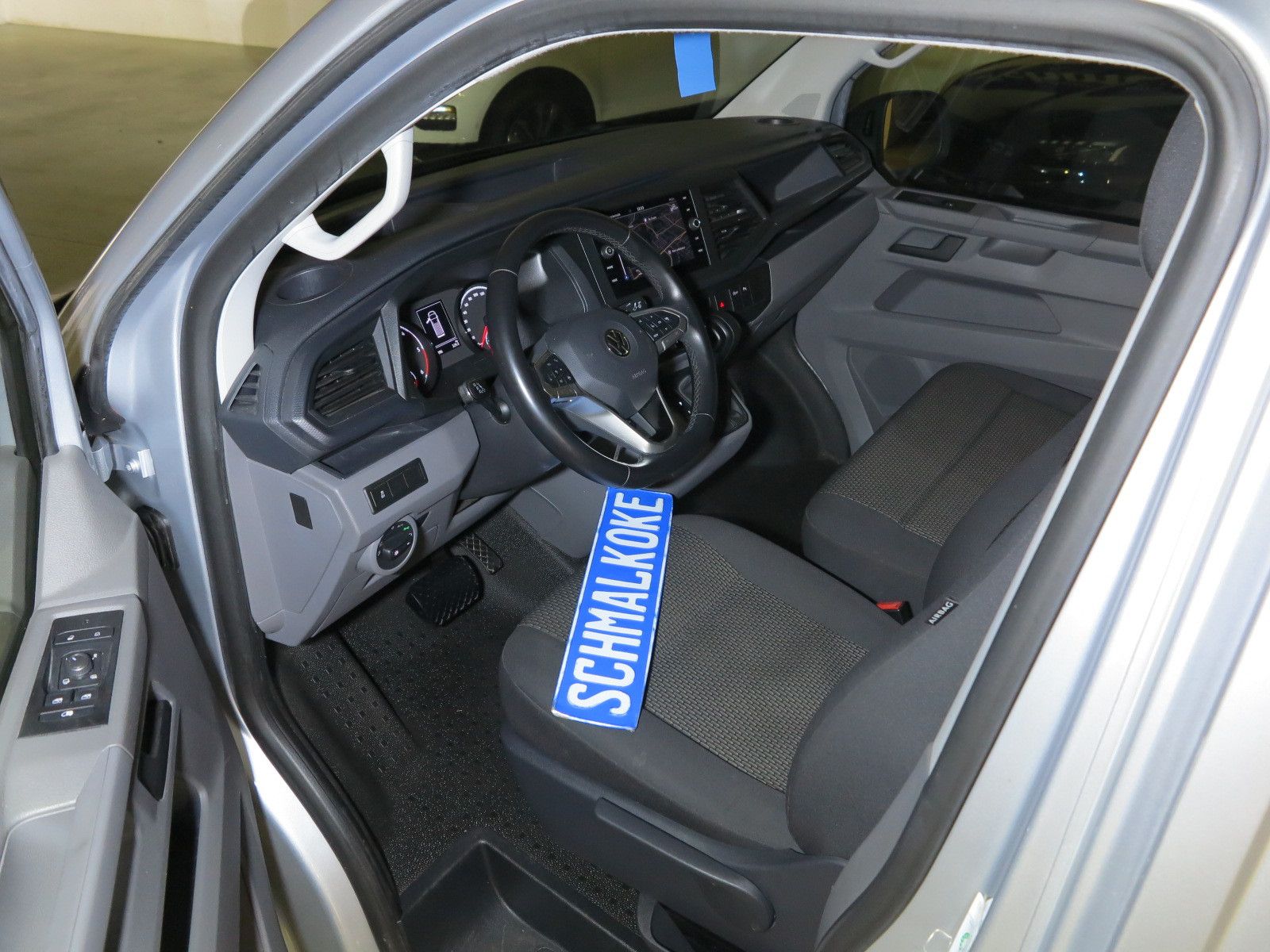 Volkswagen Transporter T6.1 TDI2.0 SCR DSG7 Lang Navi Klima