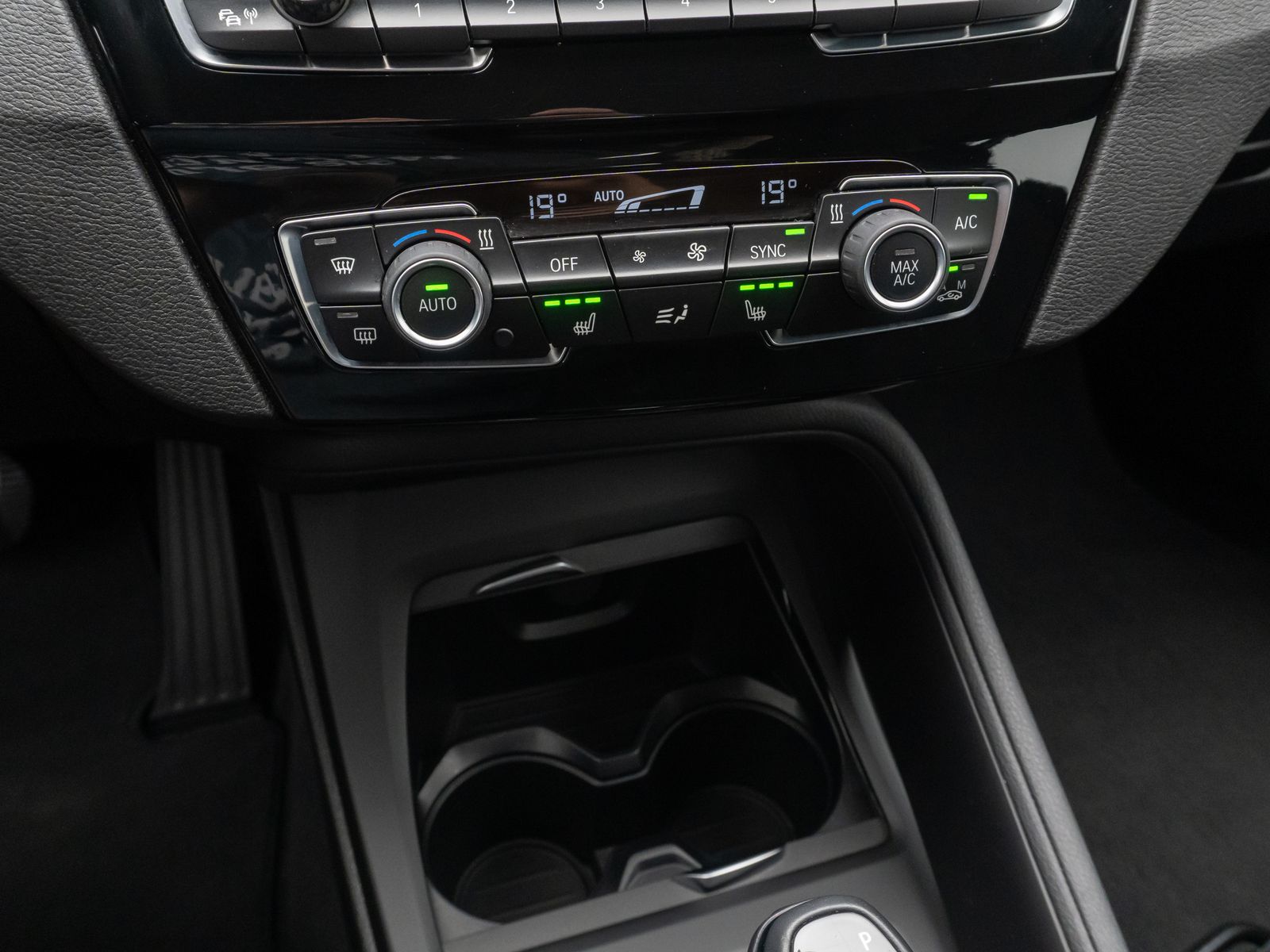 BMW X1 xD25e - Samsaru's Car Outlet