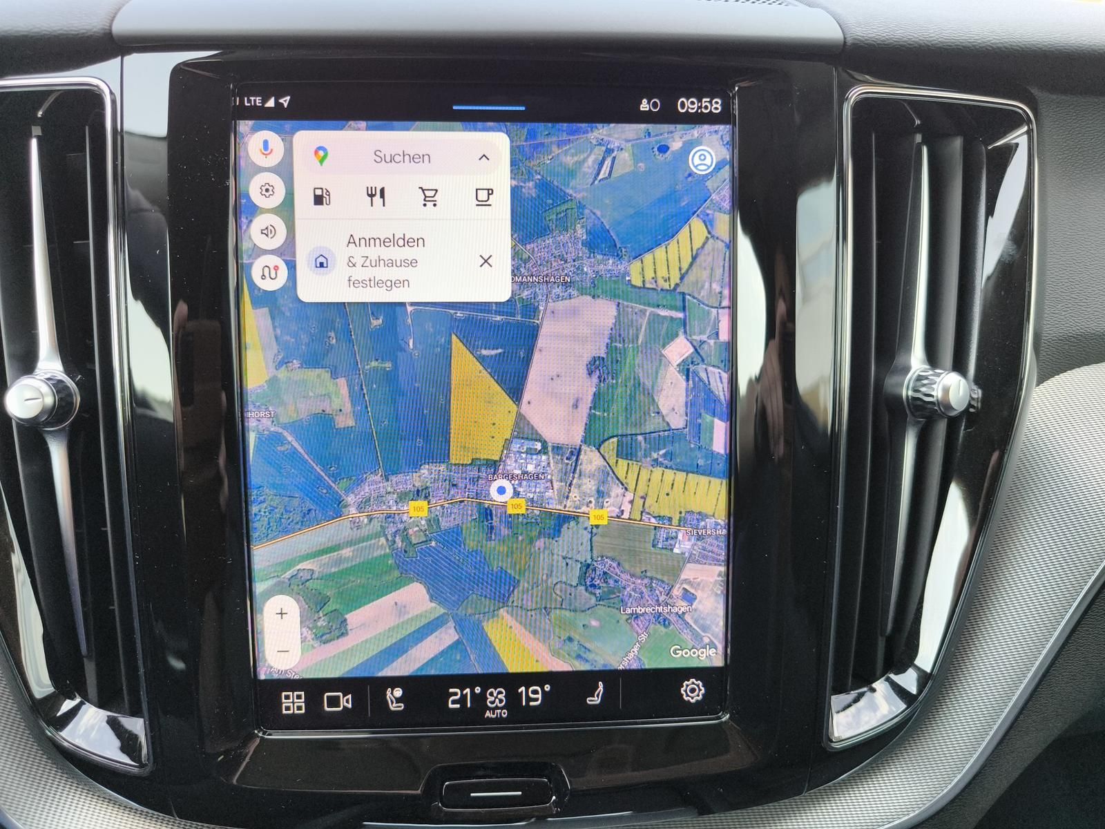 Volvo XC60 B4 Diesel AWD Aut. Plus Dark Standheizung