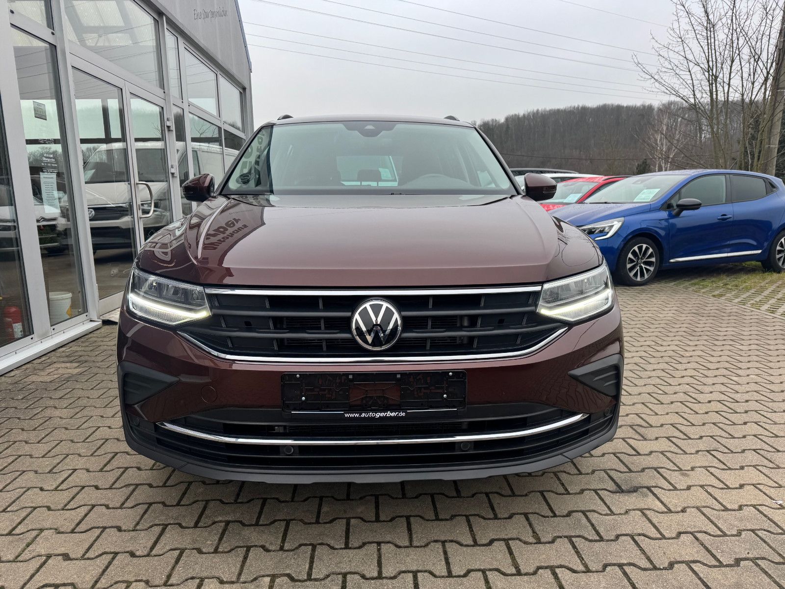 Volkswagen Tiguan 1.5 TSI OPF DSG Life - Samsaru's Car Outlet