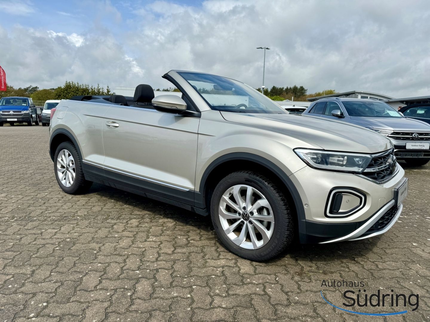 Volkswagen T-Roc Cabriolet 1.0 TSI Style - Samsaru's Car Outlet