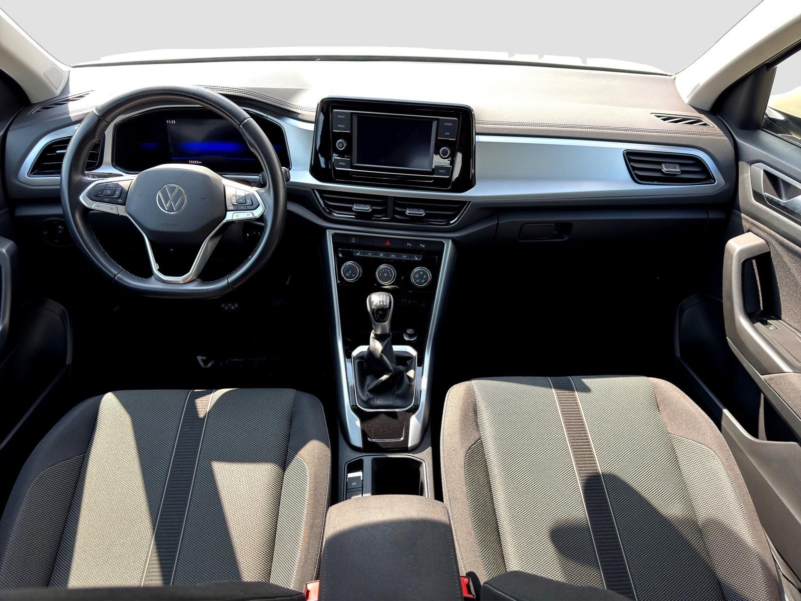 Volkswagen T-Roc Life 2.0 TDI - Samsaru's Car Outlet