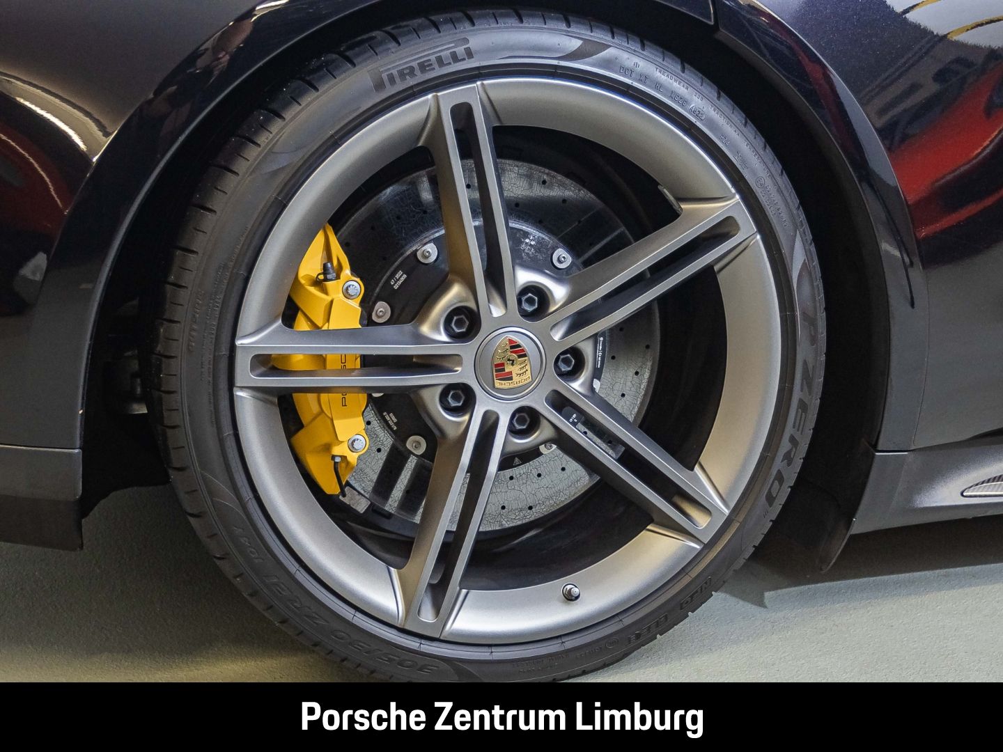 Porsche Taycan Turbo S Panorama Performancebatterie+ LED