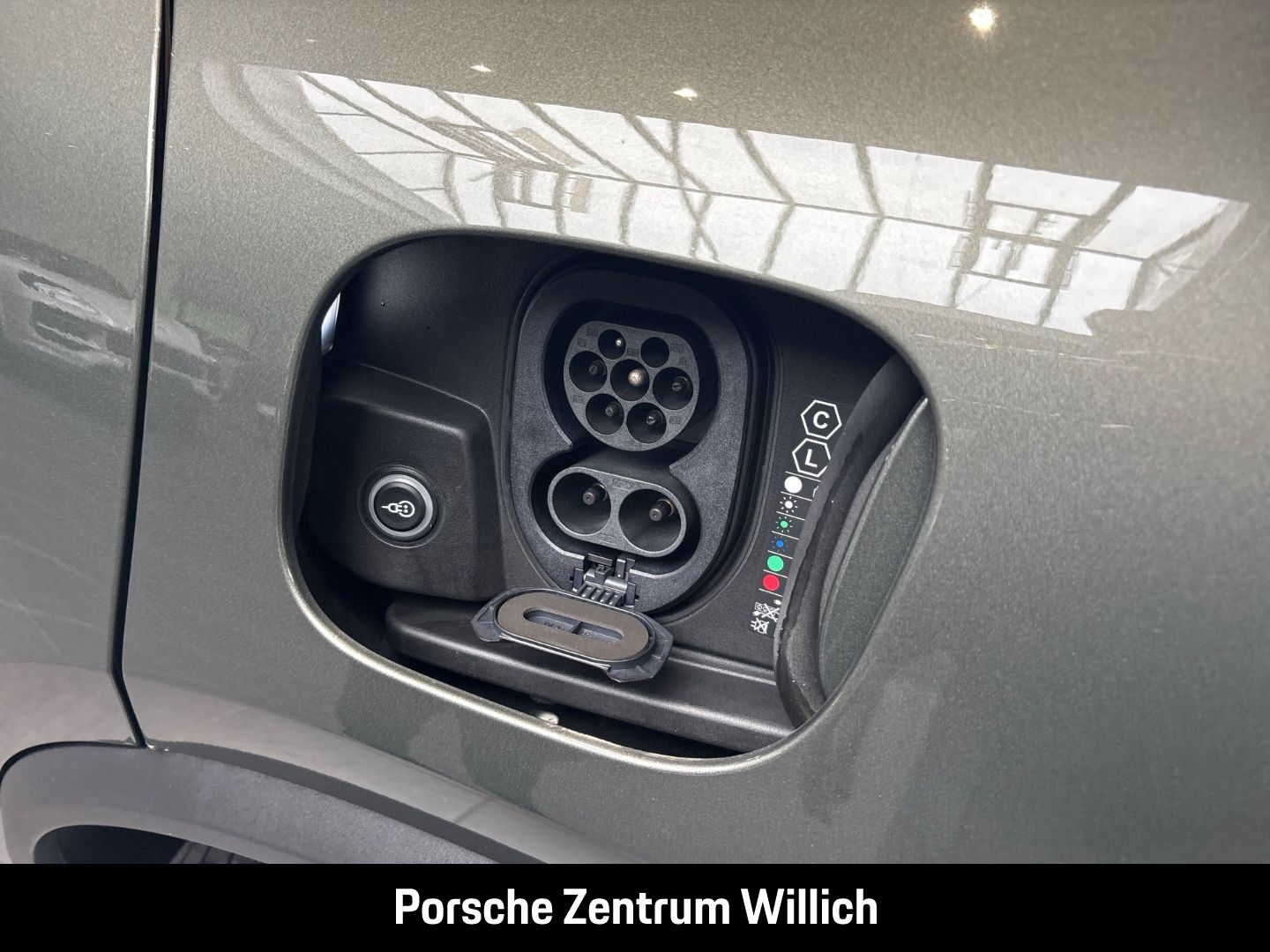 Porsche Macan 4 Surround-View InnoDrive LED-Matrix BOSE