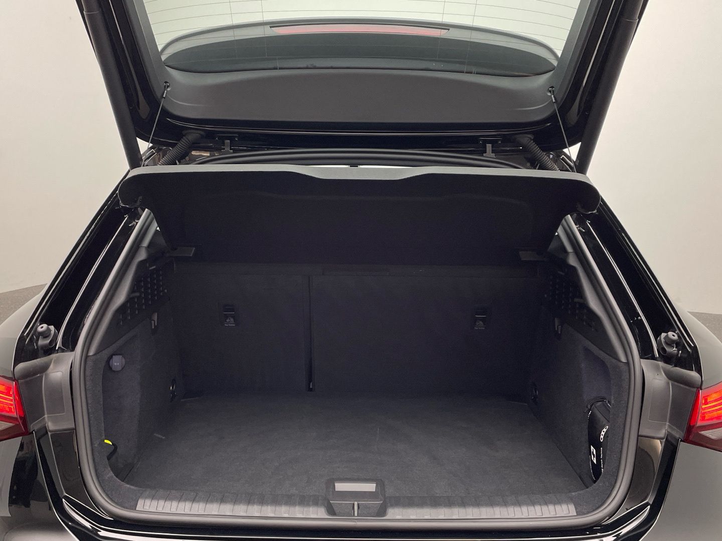 Audi A3 Sportback 30 TFSI MMI LED Digitales Cockpit