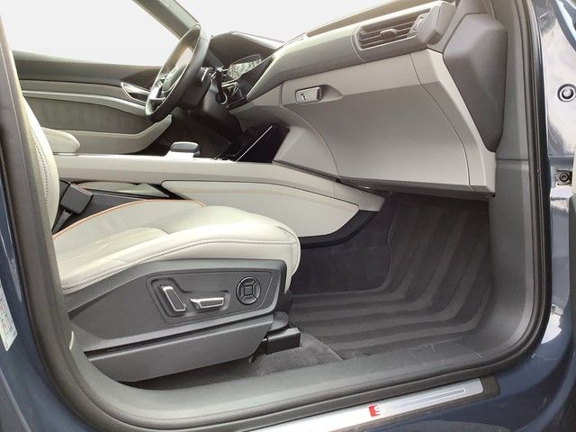 Audi Q8 Sportback e-tron 55 quattro S-line Matrix LED