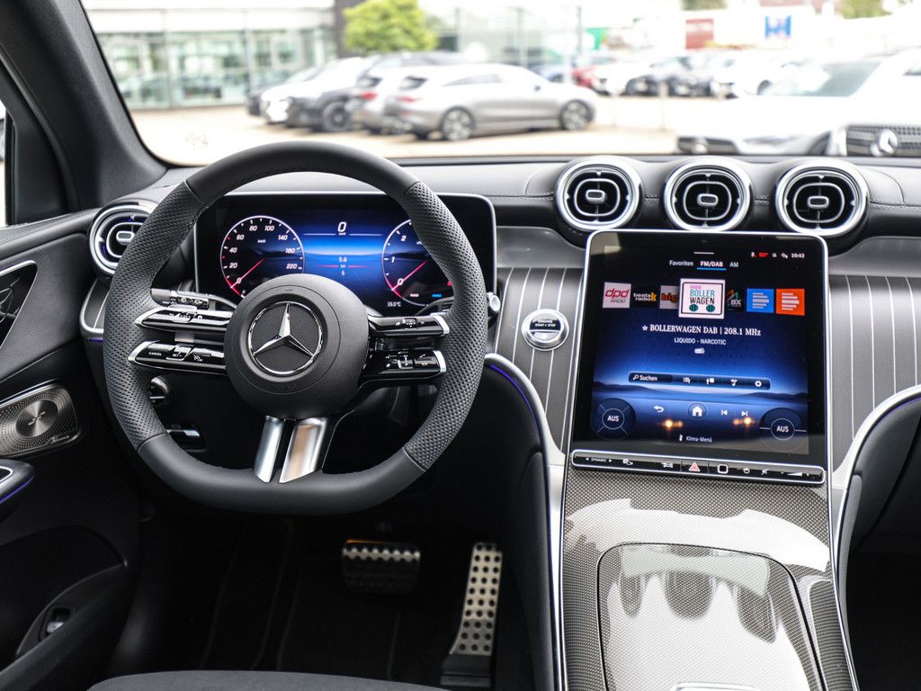 Mercedes-Benz GLC 220 d 4M AMG Line AHK Abstandstemp. LED Pano