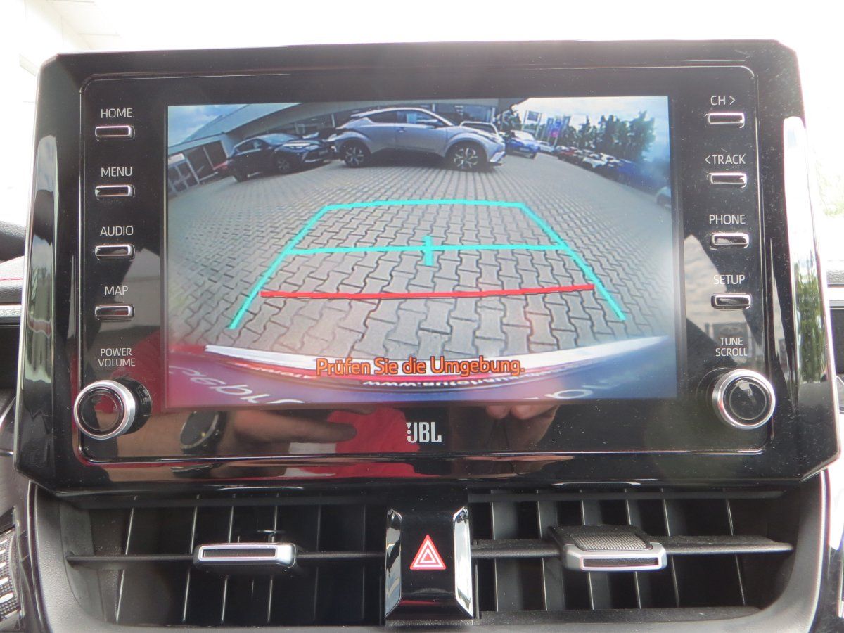 Toyota Corolla 2.0 Hybrid Lounge - Samsaru's Car Outlet