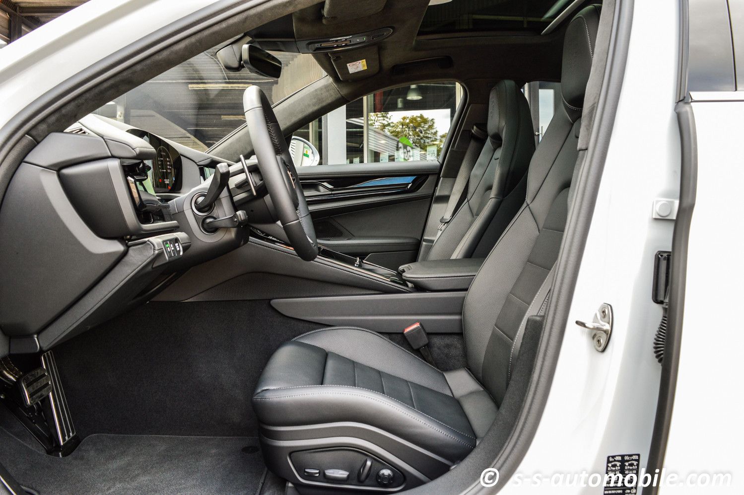 Porsche Panamera 4S E-Hybrid HD-Matrix BOSE Head-Up Pano