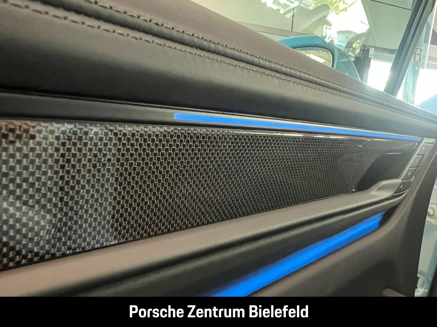 Porsche Macan Turbo HA-Lenkung Head-Up Sitzbelüftung
