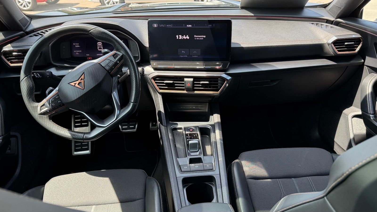 Cupra Formentor VZ 1.4 e-hybrid - Samsaru's Car Outlet