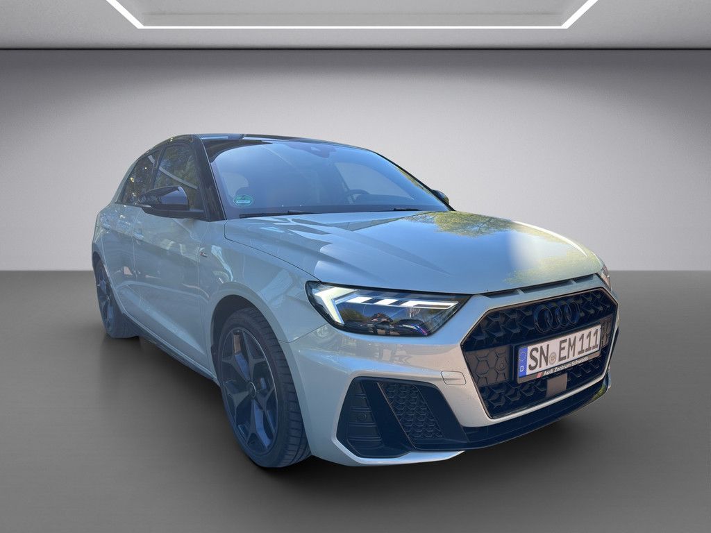 Audi A1 Sportback 35 1.5 TFSI S-tronic S line LED ACC