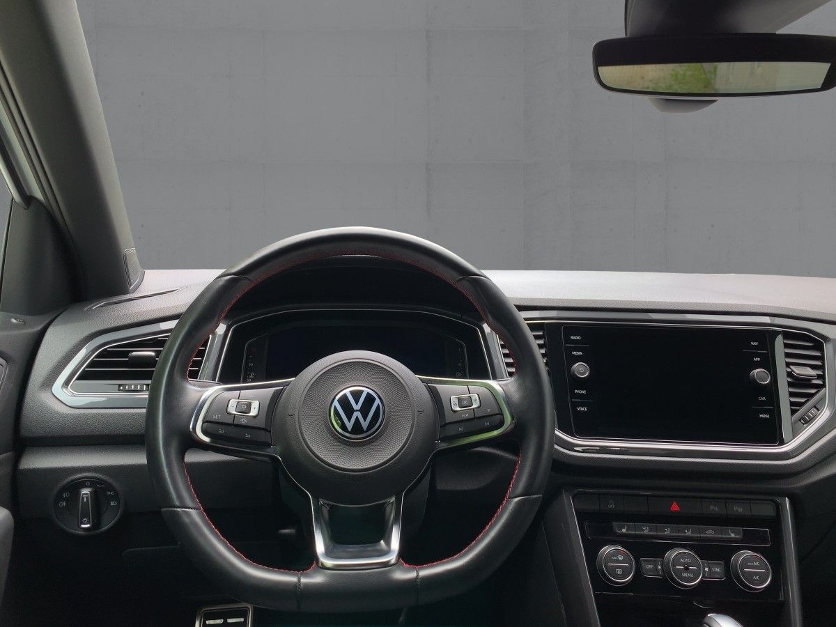 Volkswagen T-Roc 2.0 TSI 4M DSG R-LINE - Samsaru's Car Outlet