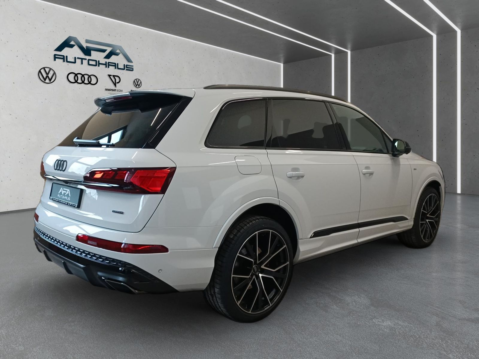 Audi Q7 3.0 TDI quattro S-Line StdHz*Pano*AHK*B&O
