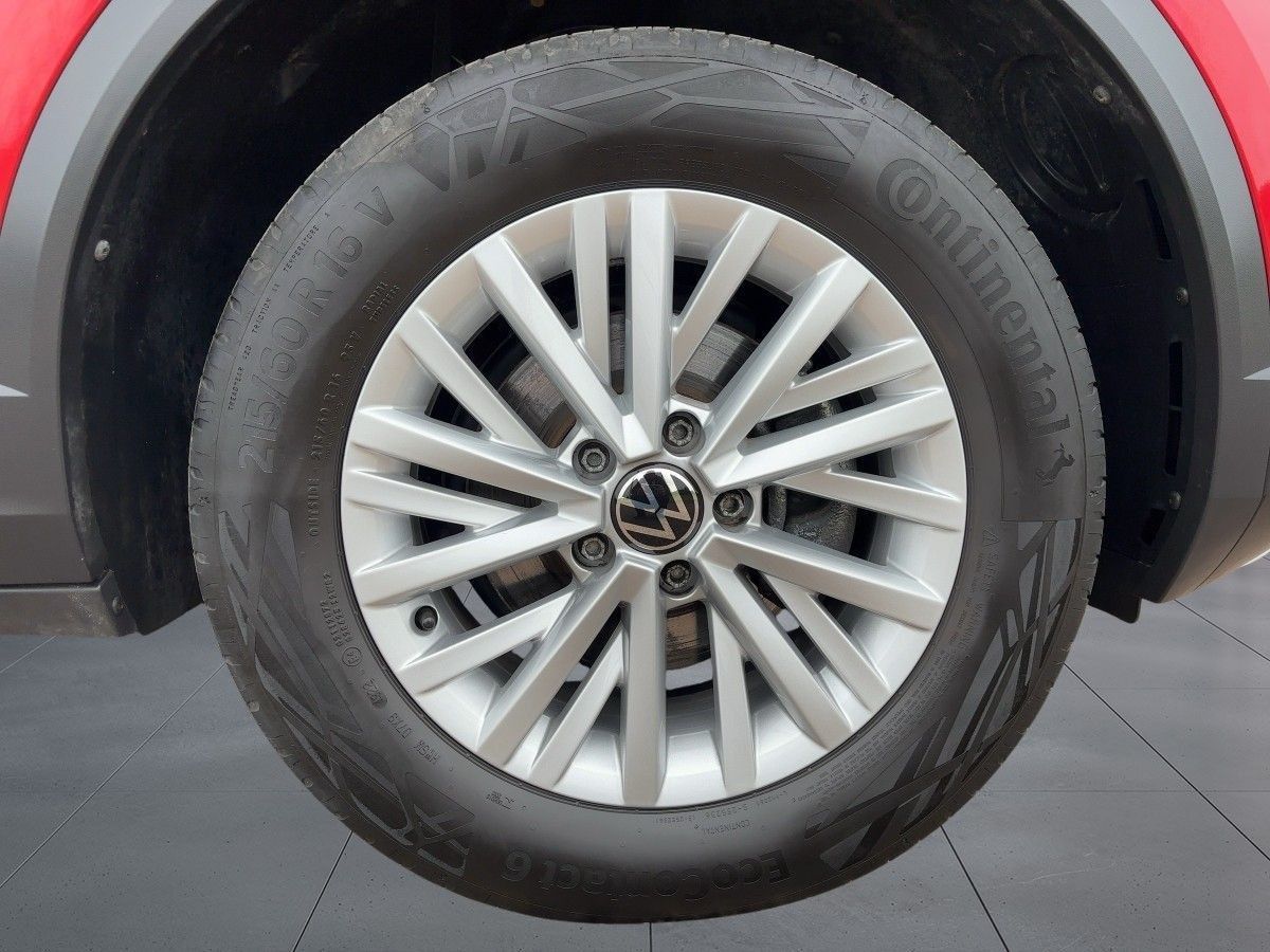 Volkswagen T-Roc 1.0 Life - Samsaru's Car Outlet