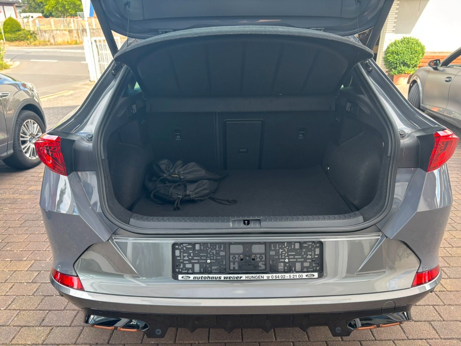 Cupra Formentor VZ e-Hybrid - Samsaru's Car Outlet