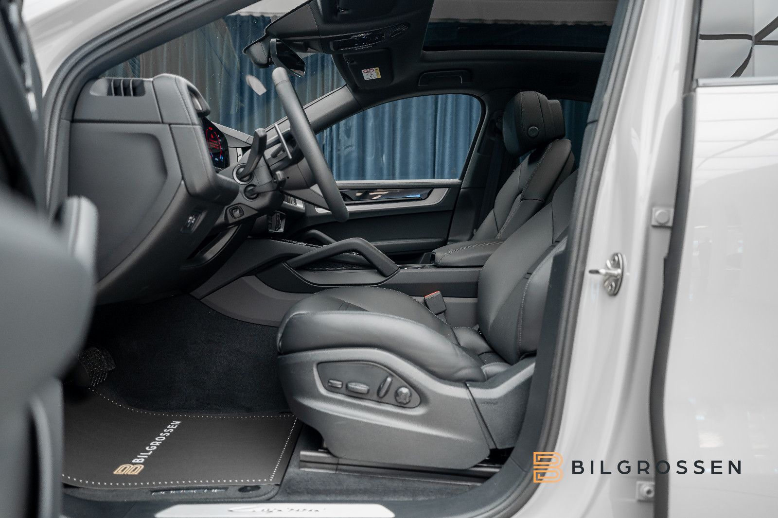 Porsche Cayenne Coupé E-Hybrid PASM BOSE SportExh P-Disp