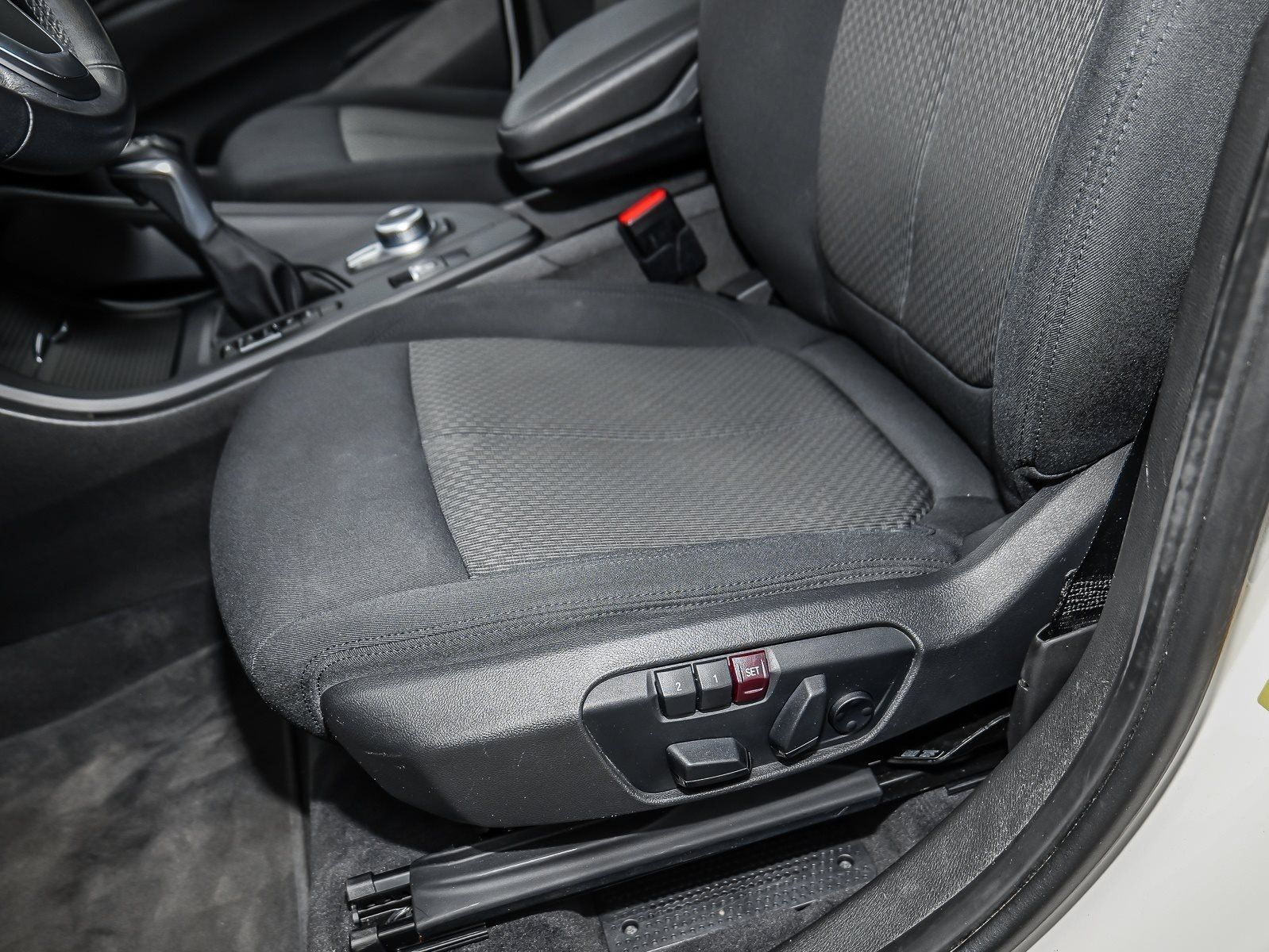 BMW X1 xDrive25e - Samsaru's Car Outlet