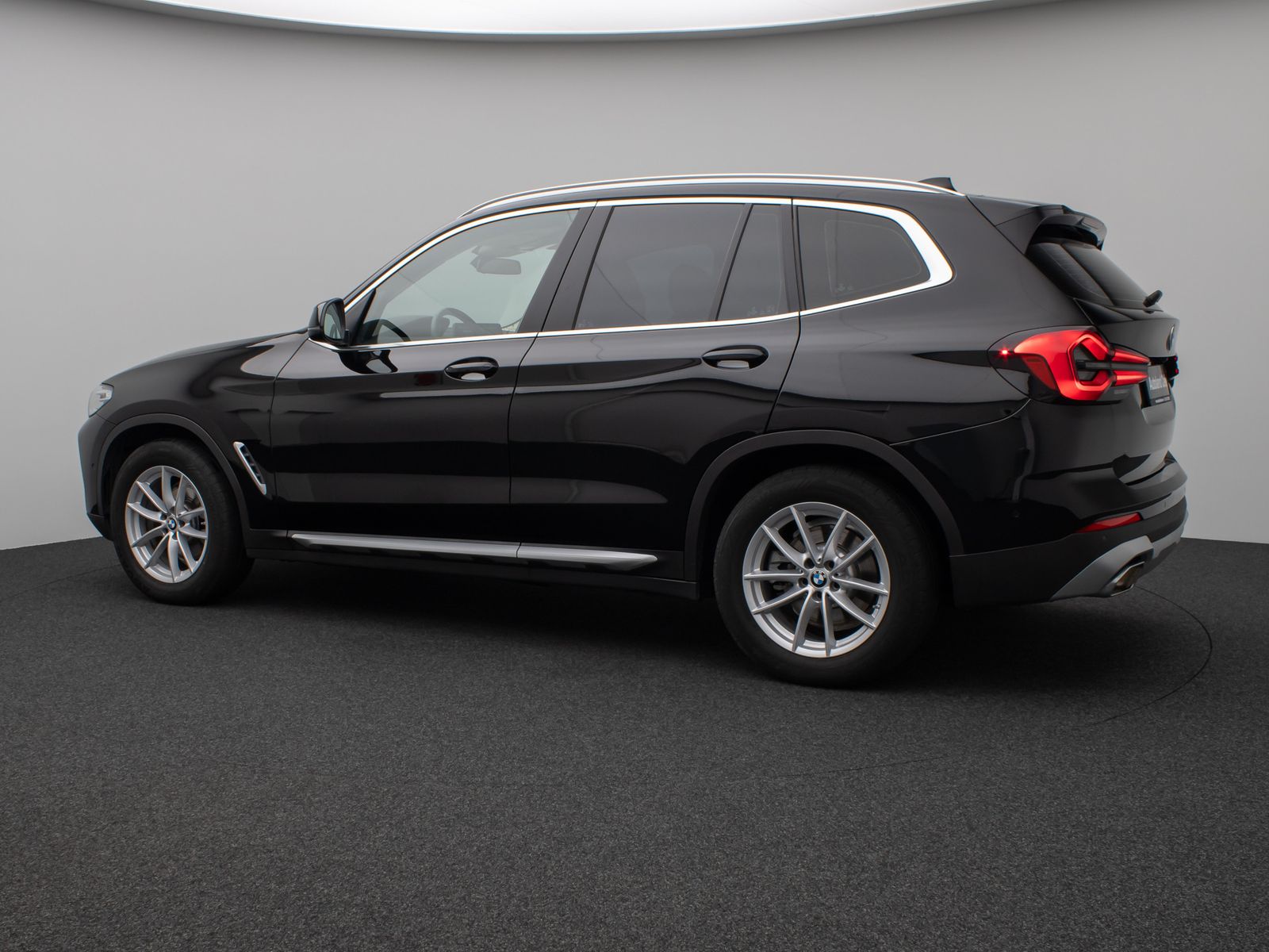 BMW X3 xD20i Sport - Samsaru's Car Outlet