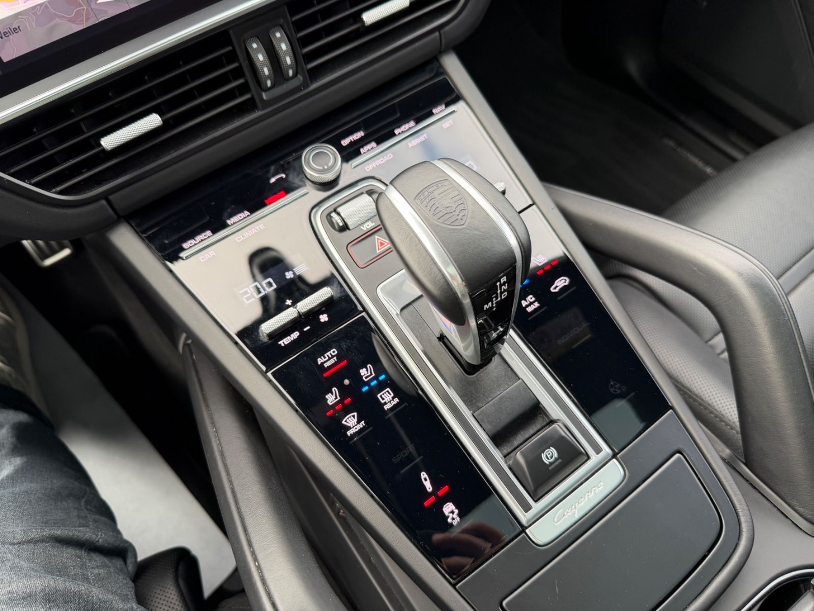 Porsche Cayenne Coupe GTS*APPROVED*NV*AHK*PANO*HAL*SH*