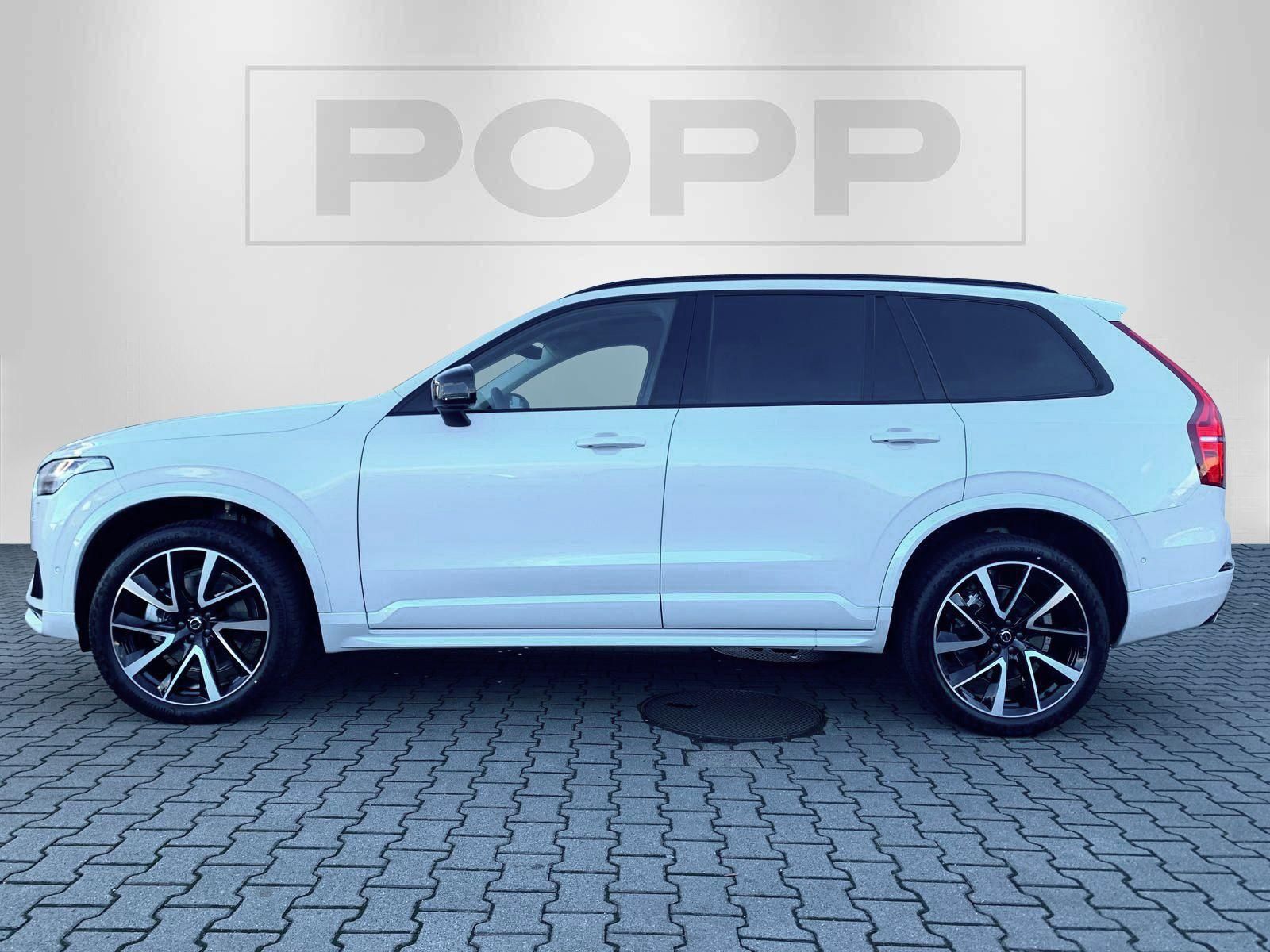 Volvo XC90 B5 AWD Plus Dark 360 AHK PANO STDHZ