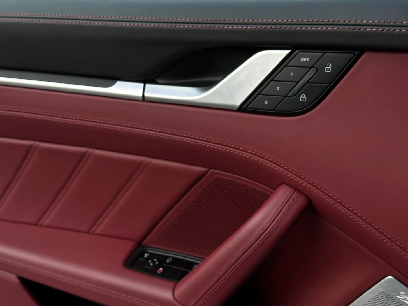 Porsche 992 911 Targa 4 GTS Burmester Lift Sportsitze