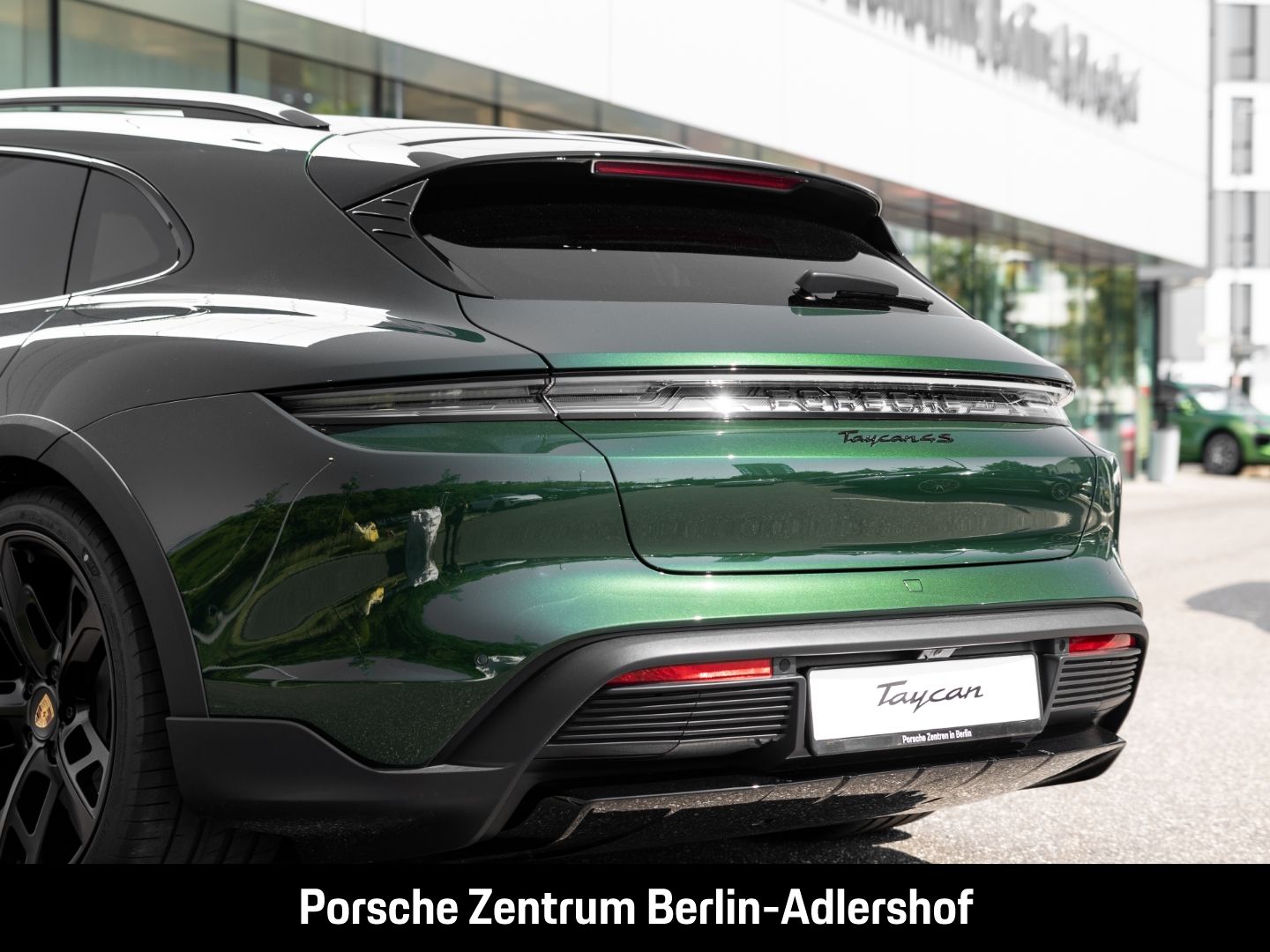 Porsche Taycan 4S Cross Turismo Offroad Paket Soft-Close