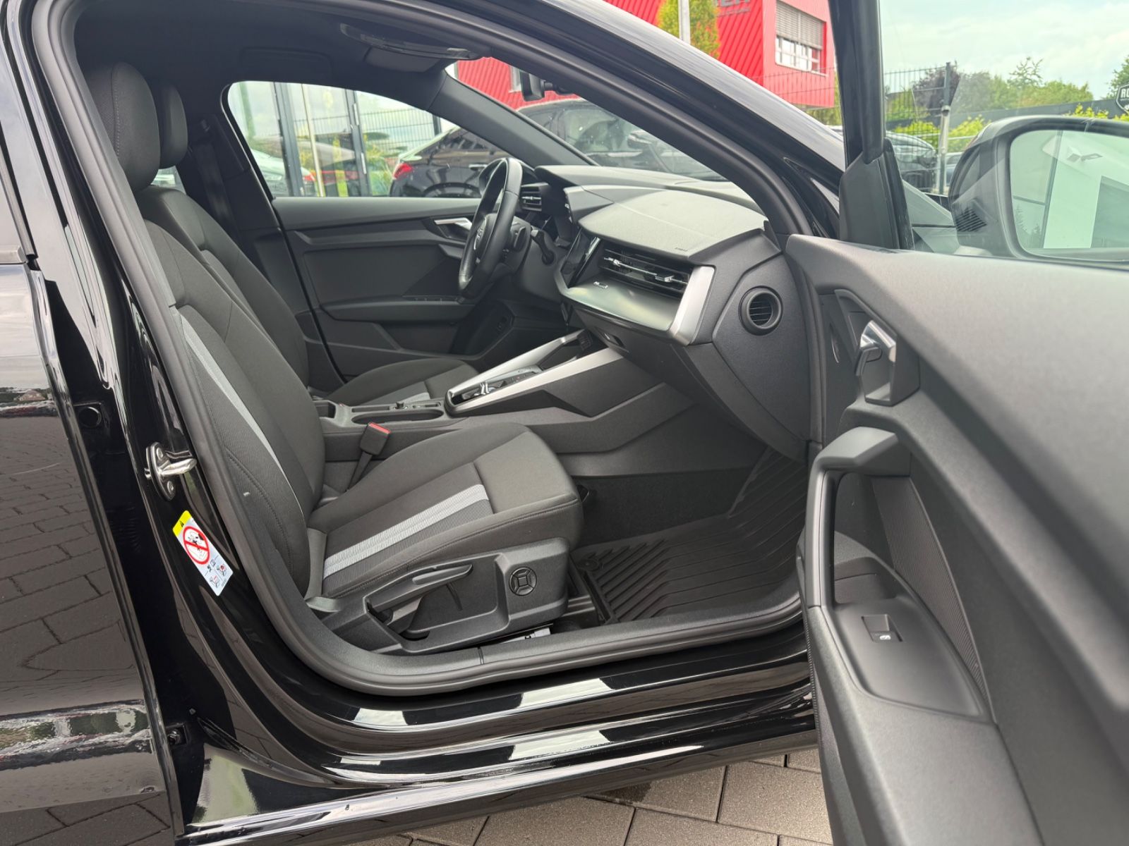 Audi A3 Sportback 35 TFSI Advanced Plus - Samsaru's Car Outlet