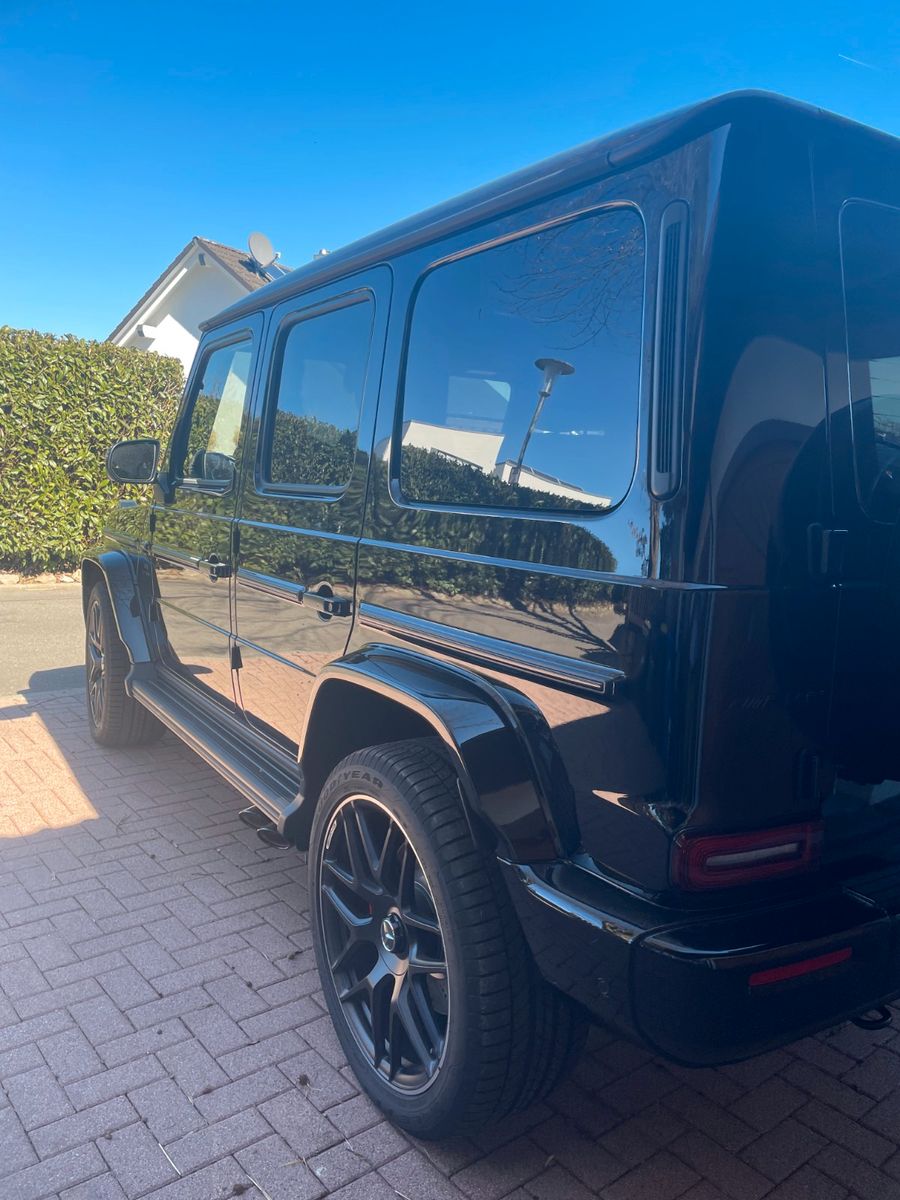 Mercedes-Benz G 63 AMG - Samsaru's Car Outlet