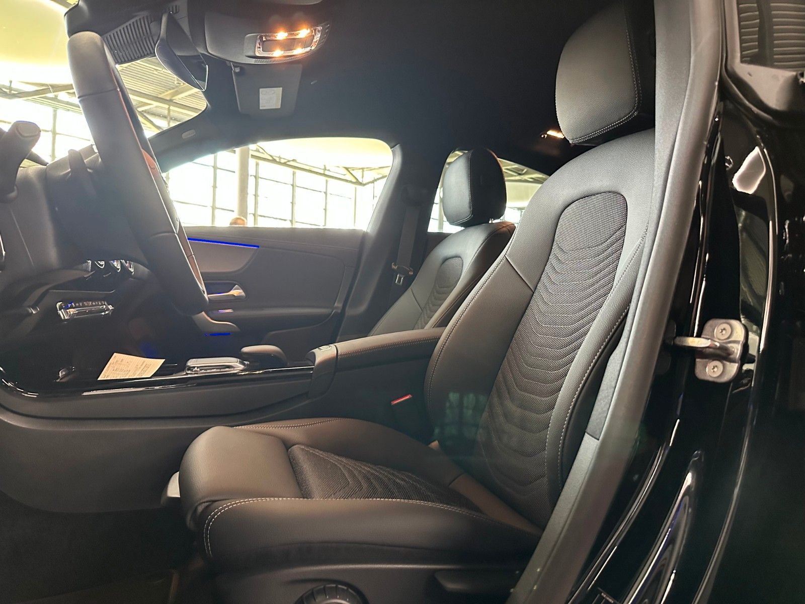 Mercedes-Benz CLA 250 e MBUX+PROGRESSIVE - Samsaru's Car Outlet