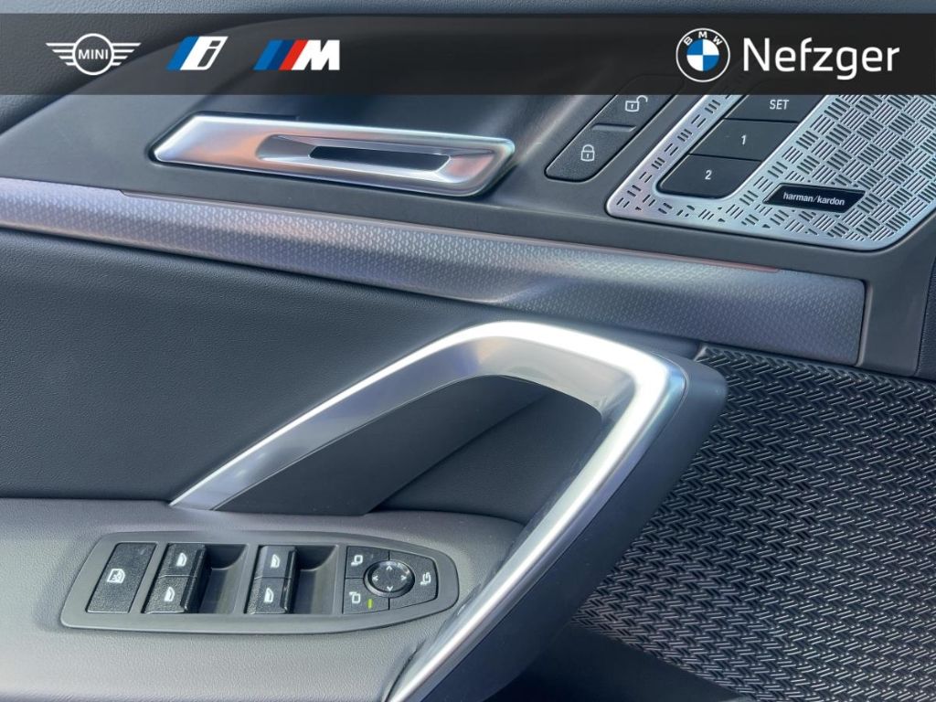 BMW X1 xDrive 20d M Sport AHK LED HiFI HUD