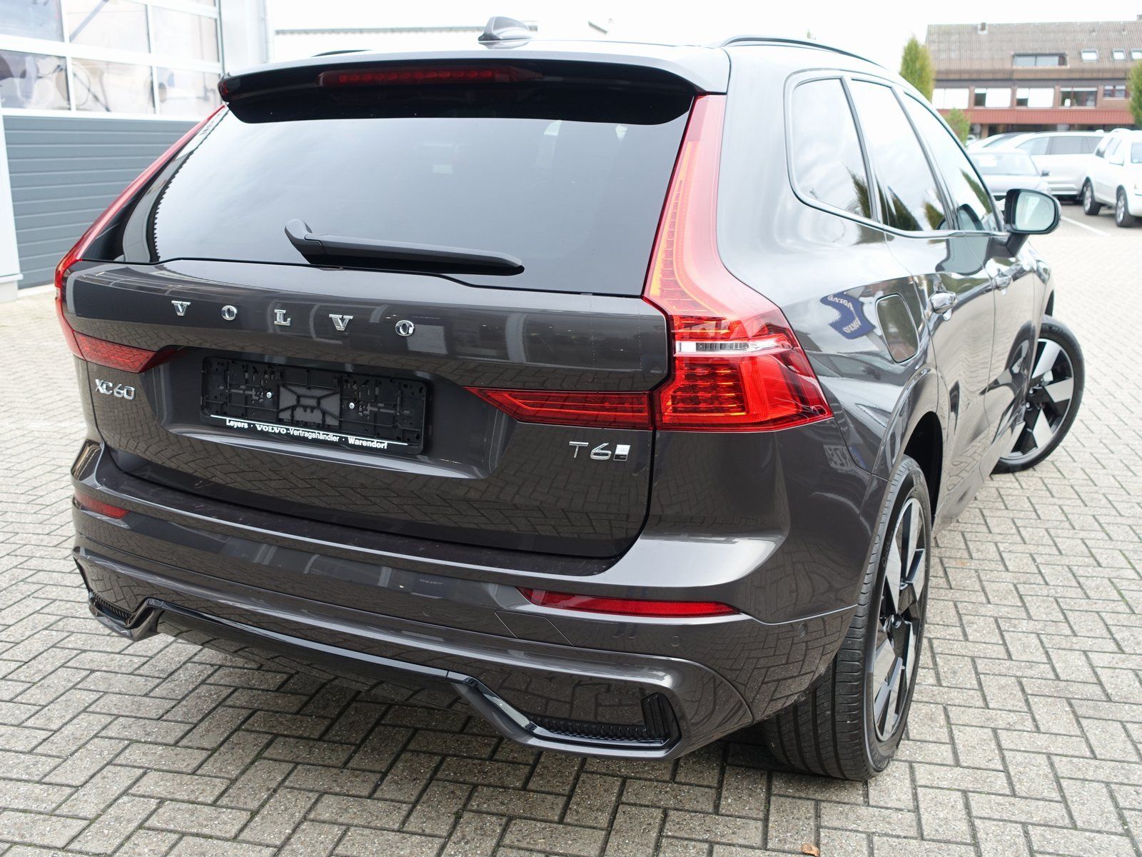 Volvo XC60 Plus, T6 AWD/Pano/AHK/360°/BLIS/H&K
