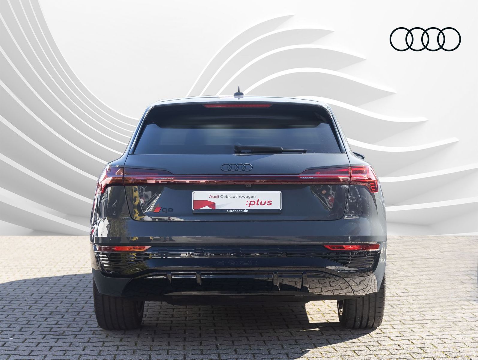 Audi Q8 S line 50 e-tron qu. - Samsaru's Car Outlet