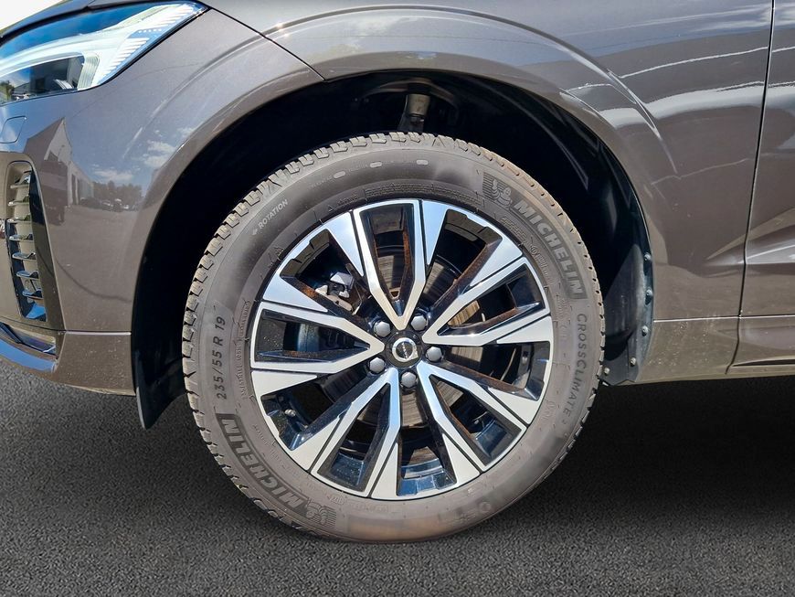 Volvo XC60 B5 B AWD Plus Dark