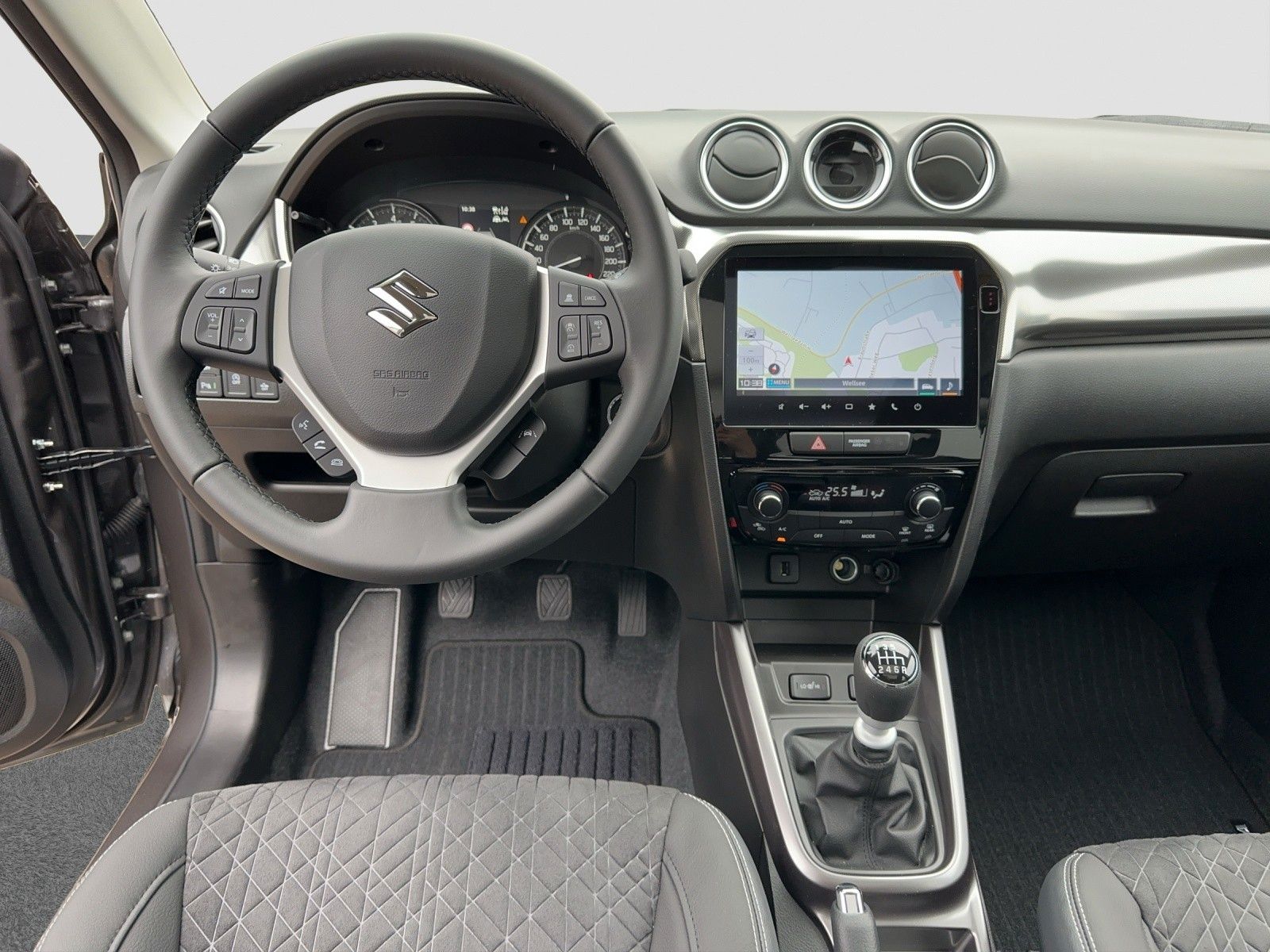 Suzuki Vitara 1.4 Mild-Hybrid Comfort+ - Samsaru's Car Outlet