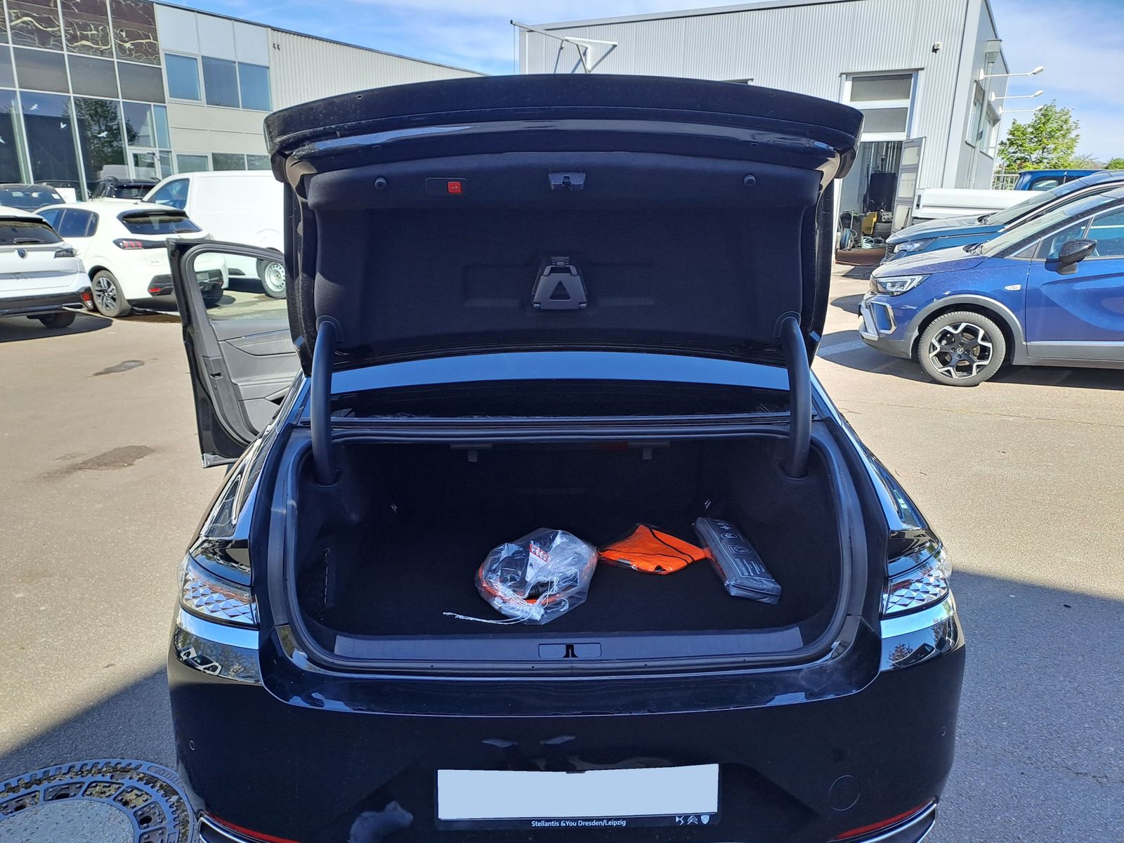 DS Automobiles DS9 E-Tense Hybrid 360 (Plug-In) Rivoli+