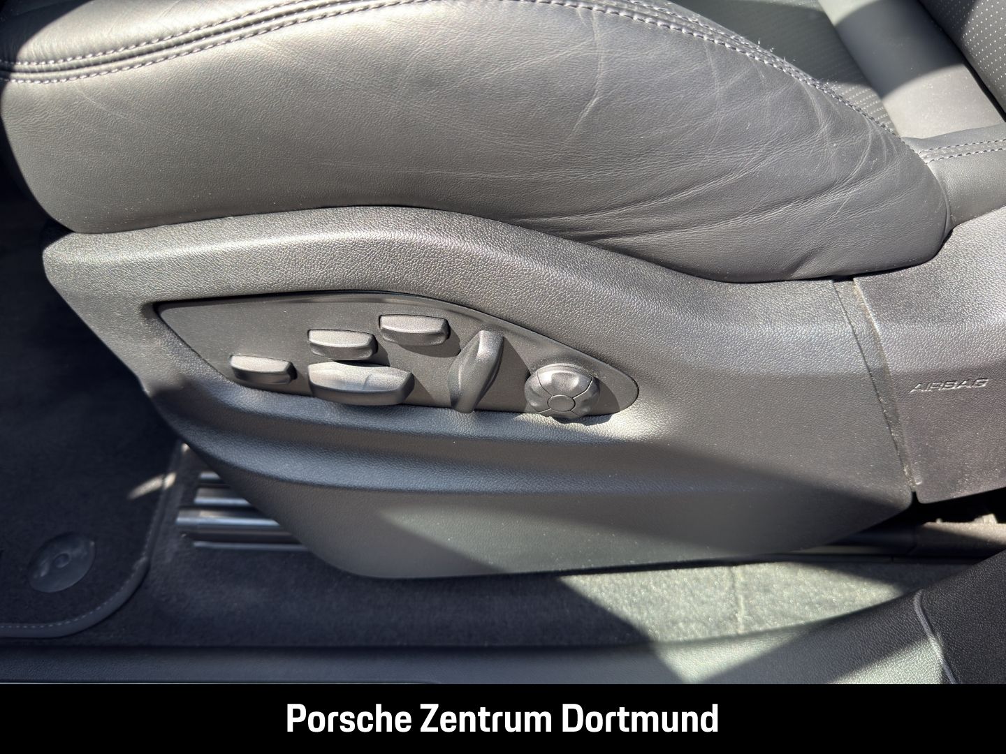 Porsche Cayenne Coupe LED-Matrix Surround-View Head-Up