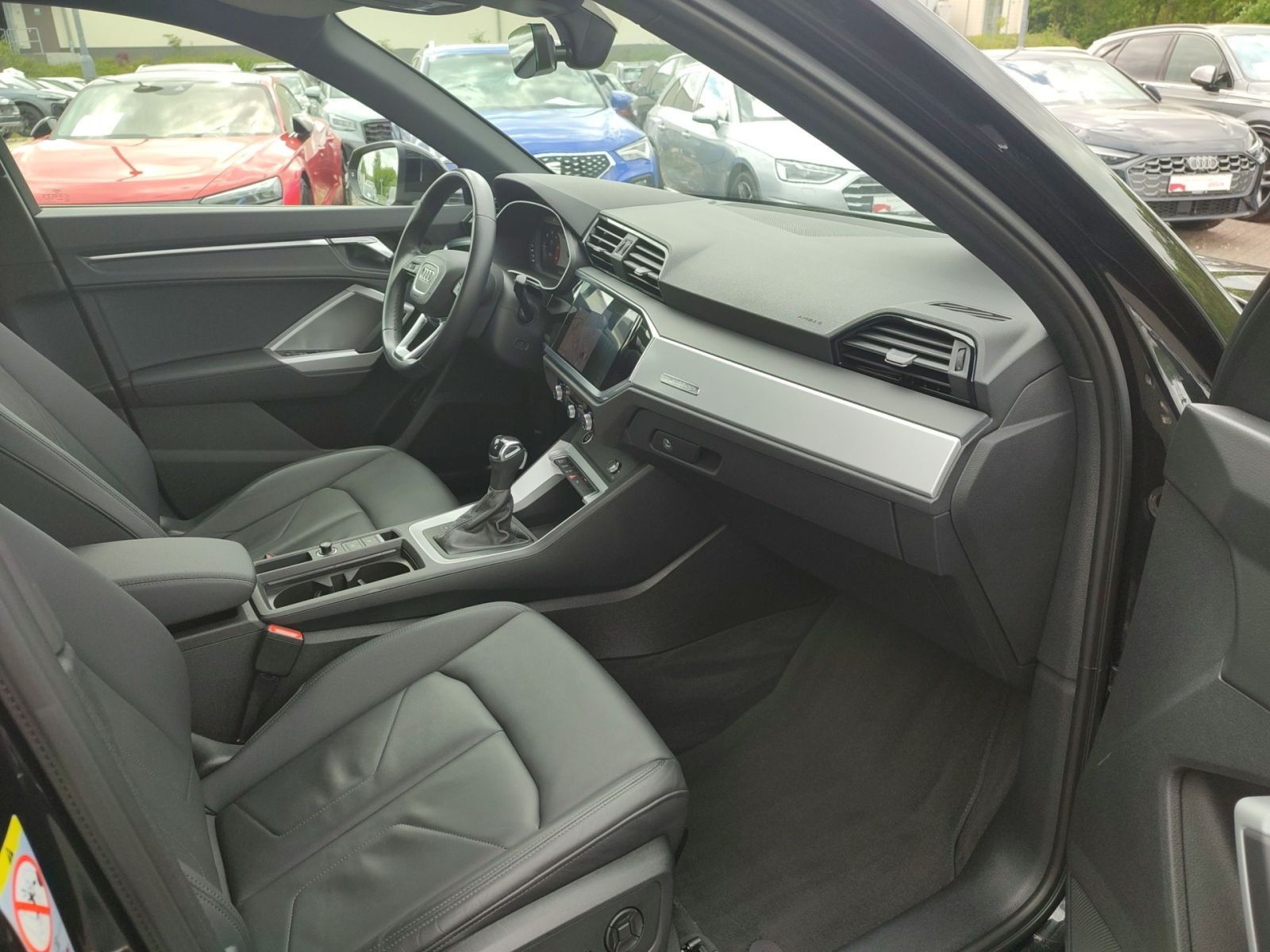 Audi Q3 advanced 40 TDI quattro - Samsaru's Car Outlet