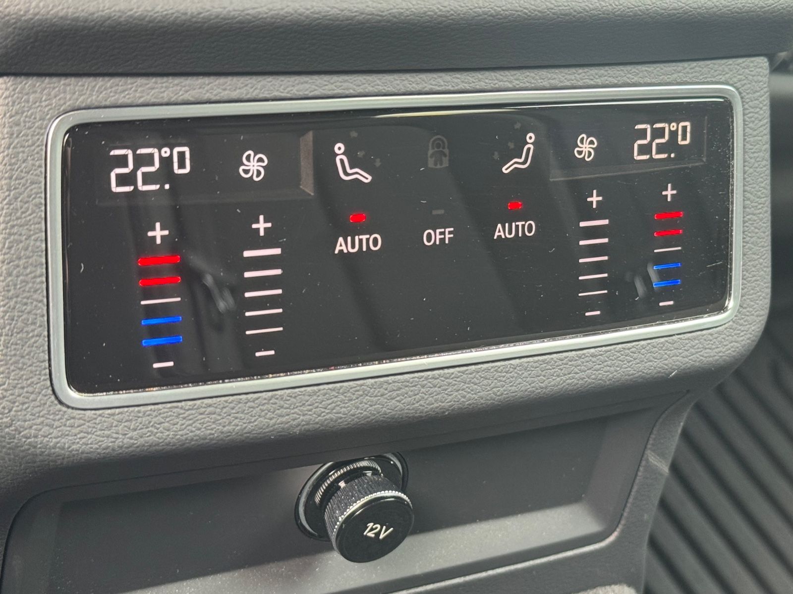 Audi A6 50 TFSI e qu/S-LINE/ACC/AHK/MATRIX/B&O/STHZG