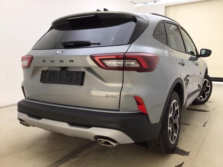 Ford Kuga Hybrid Active - Samsaru's Car Outlet