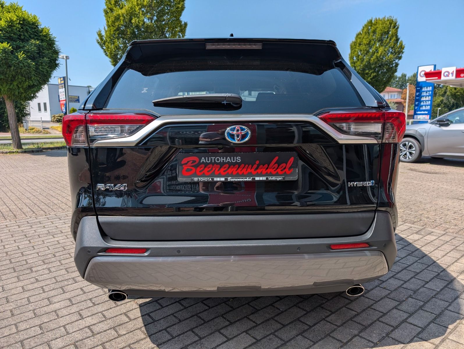 Toyota RAV 4 2.5 Hybrid - Samsaru's Car Outlet