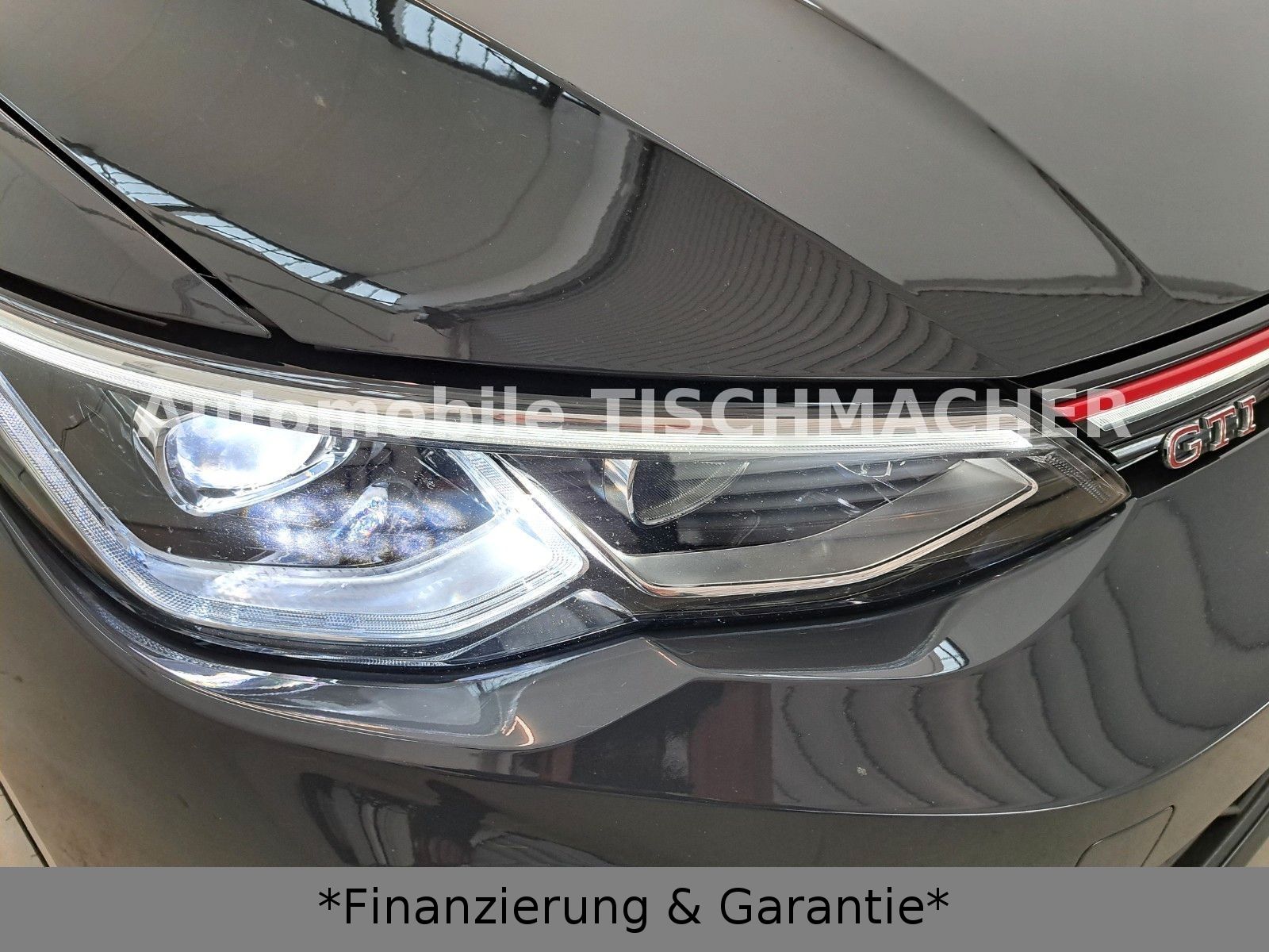 Volkswagen Golf VIII DSG - Samsaru's Car Outlet
