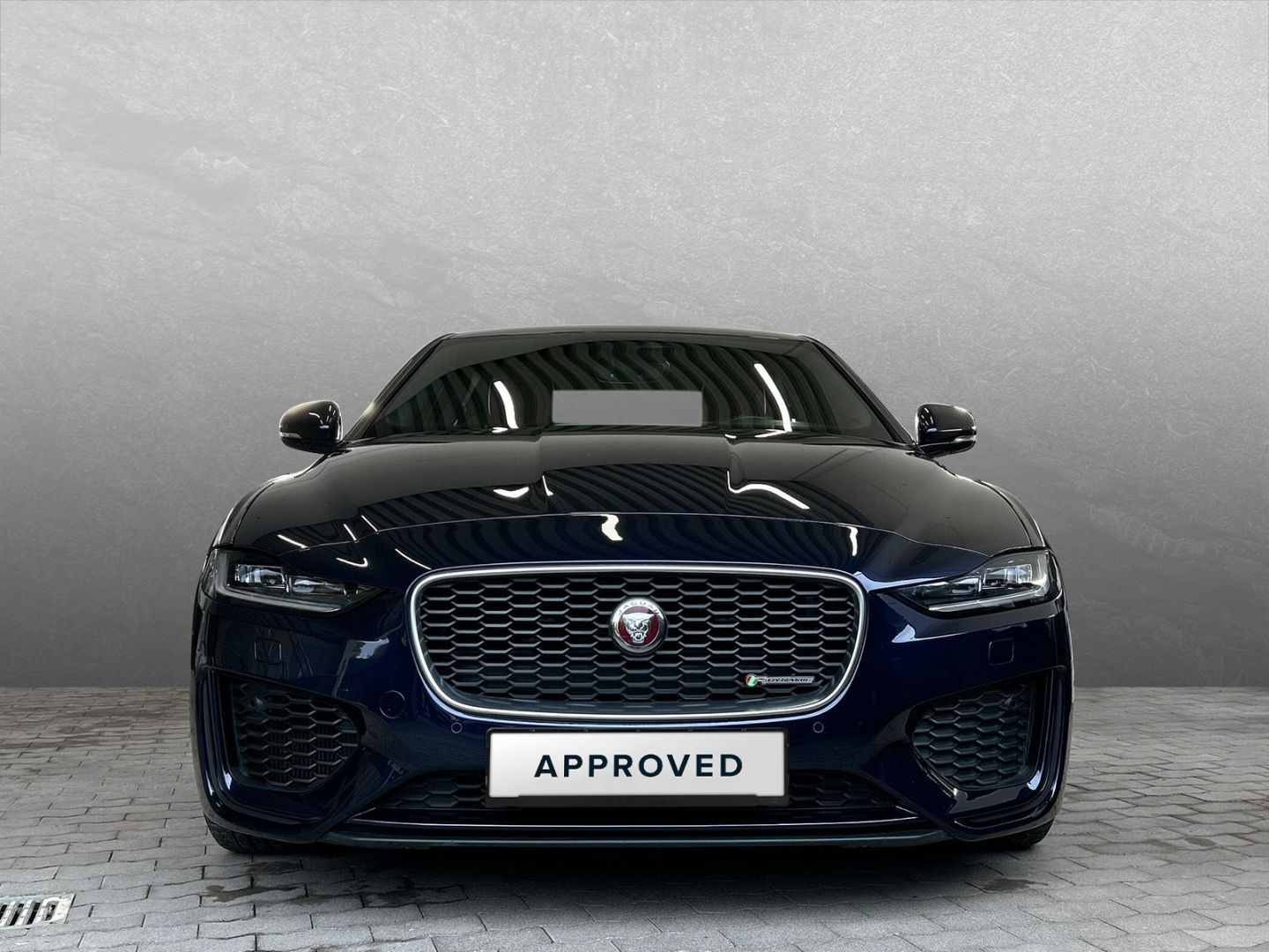 Jaguar XE R-Dynamic HSE P250 EU6d Winter-Paket Meridian