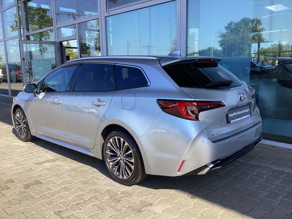 Toyota Corolla 1.8 Hybrid Touring Sports Team Deutschla