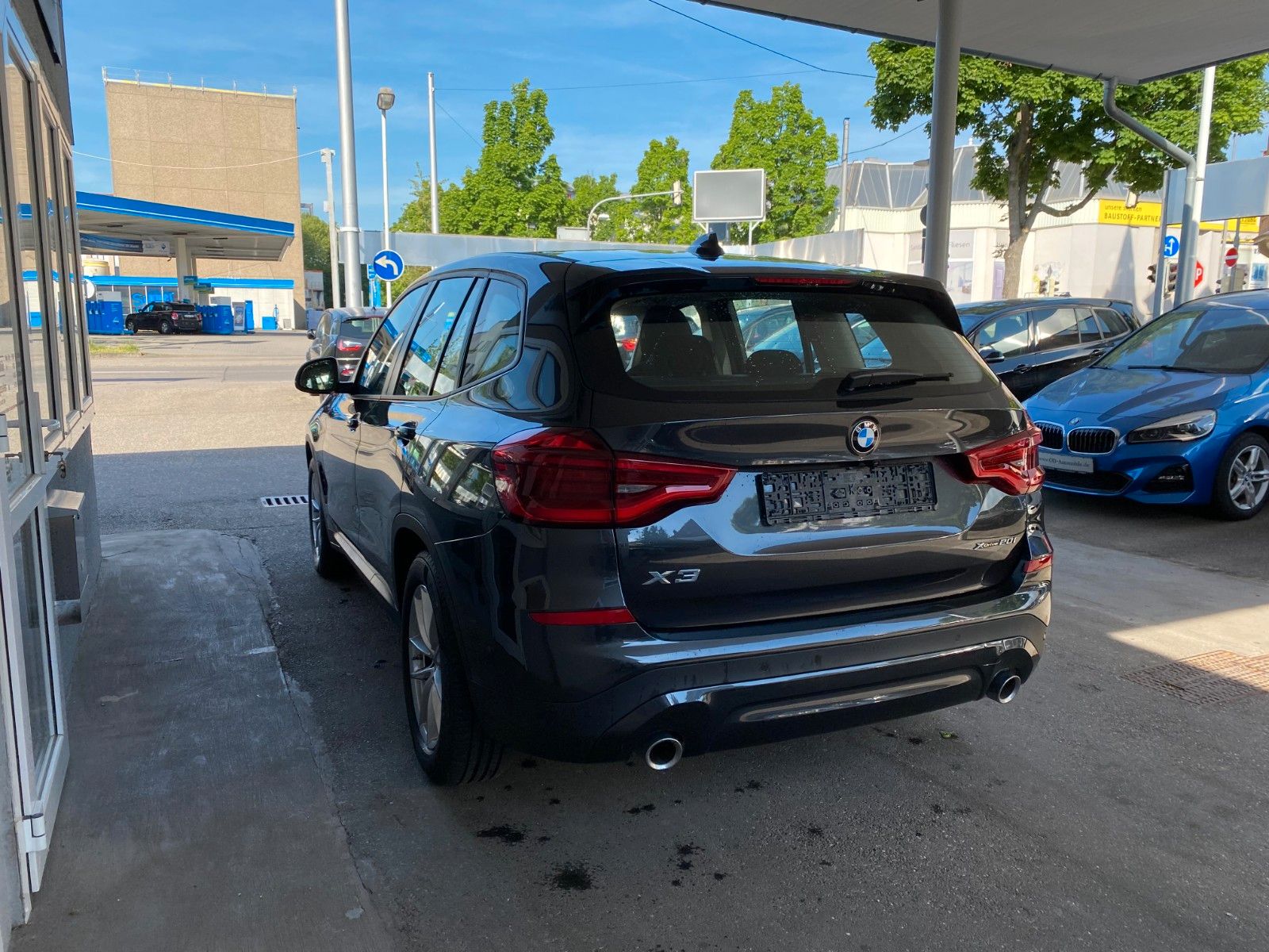 BMW X3 xDrive 20 i Advantage/LifeCockpit/Panodach